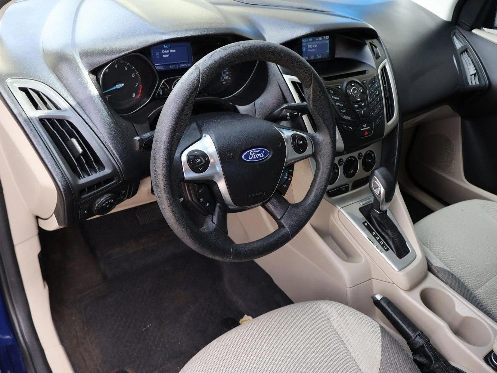 Thumbnail: 2012 Ford Focus - 3