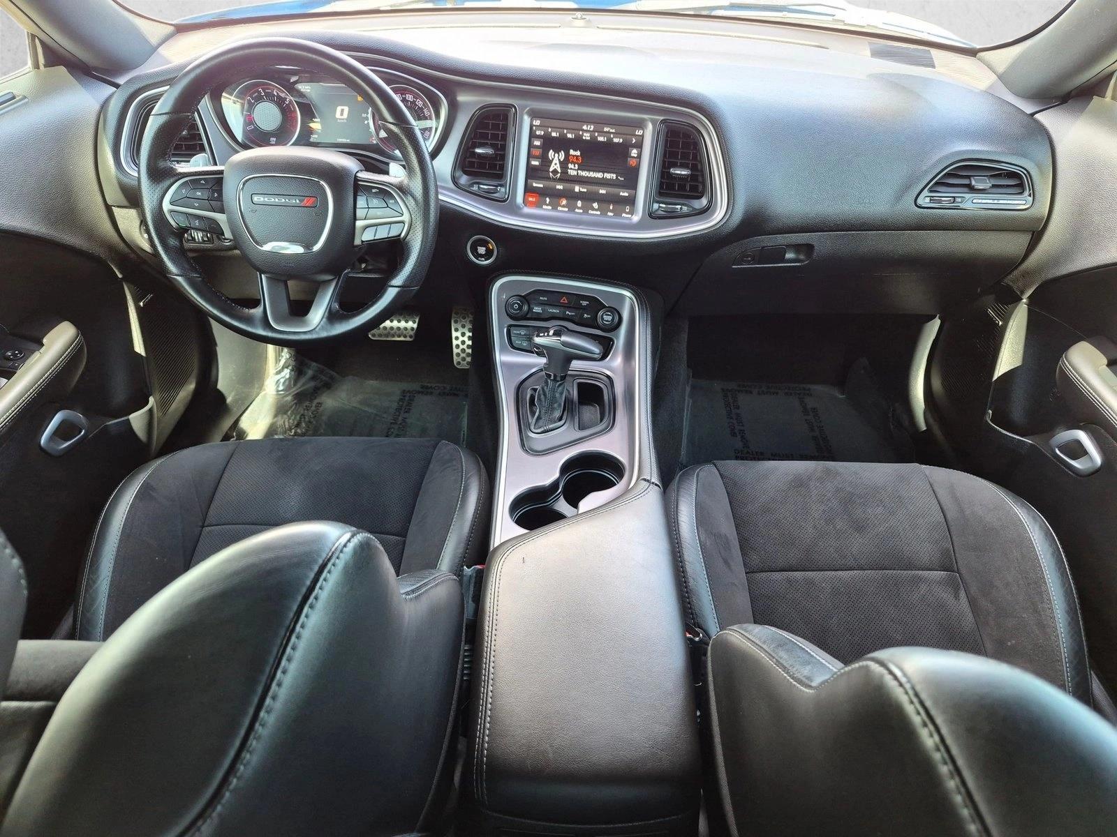 Thumbnail: 2019 Dodge Challenger - 3