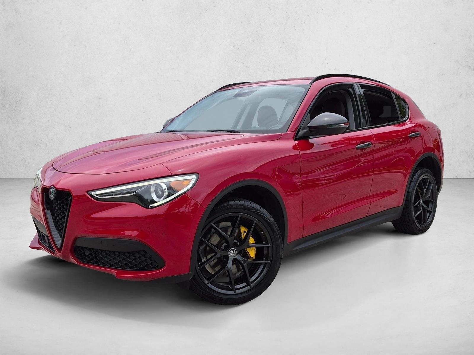 Thumbnail: 2020 Alfa Romeo Stelvio - 1
