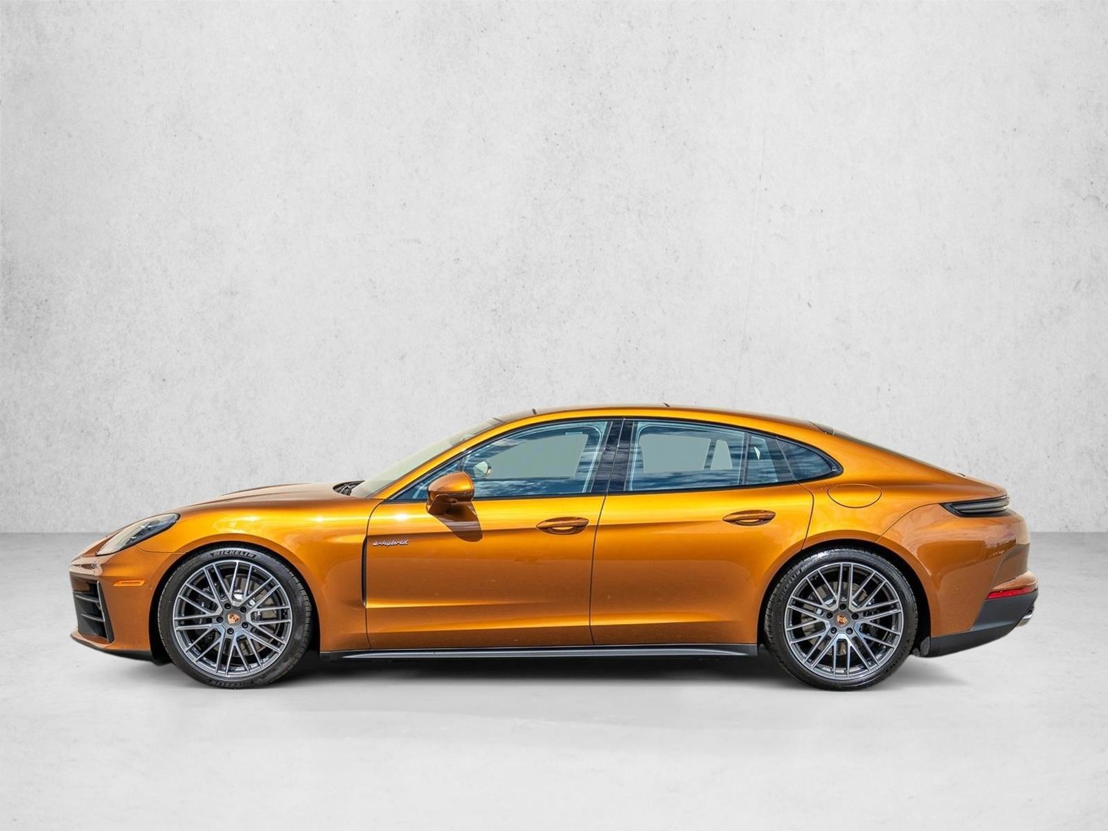 Thumbnail: 2025 Porsche Panamera - 2