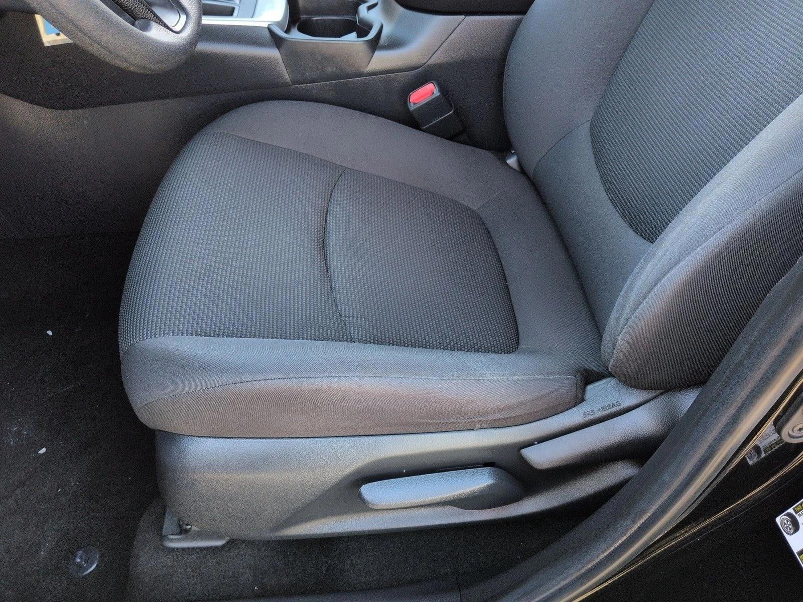 Thumbnail: 2019 Toyota RAV4 - 5