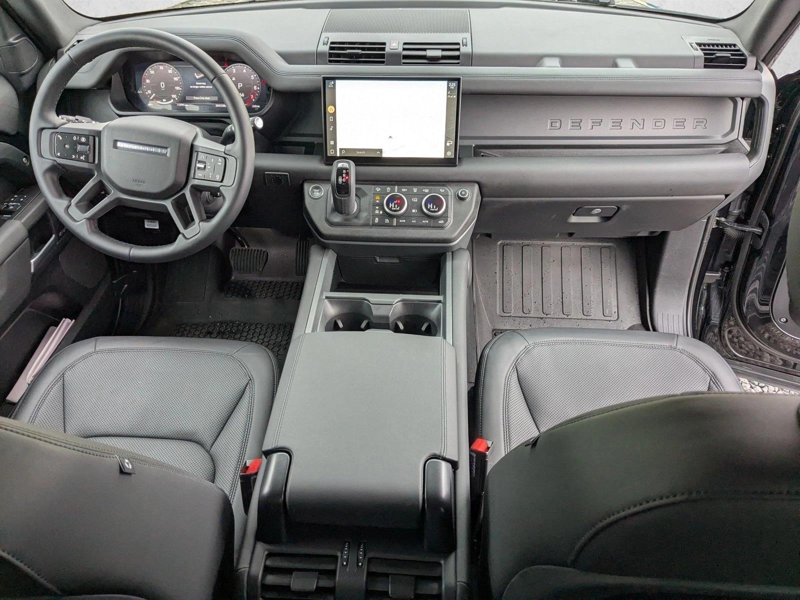 2025 Land Rover Defender X-Dynamic SE - Photo 16