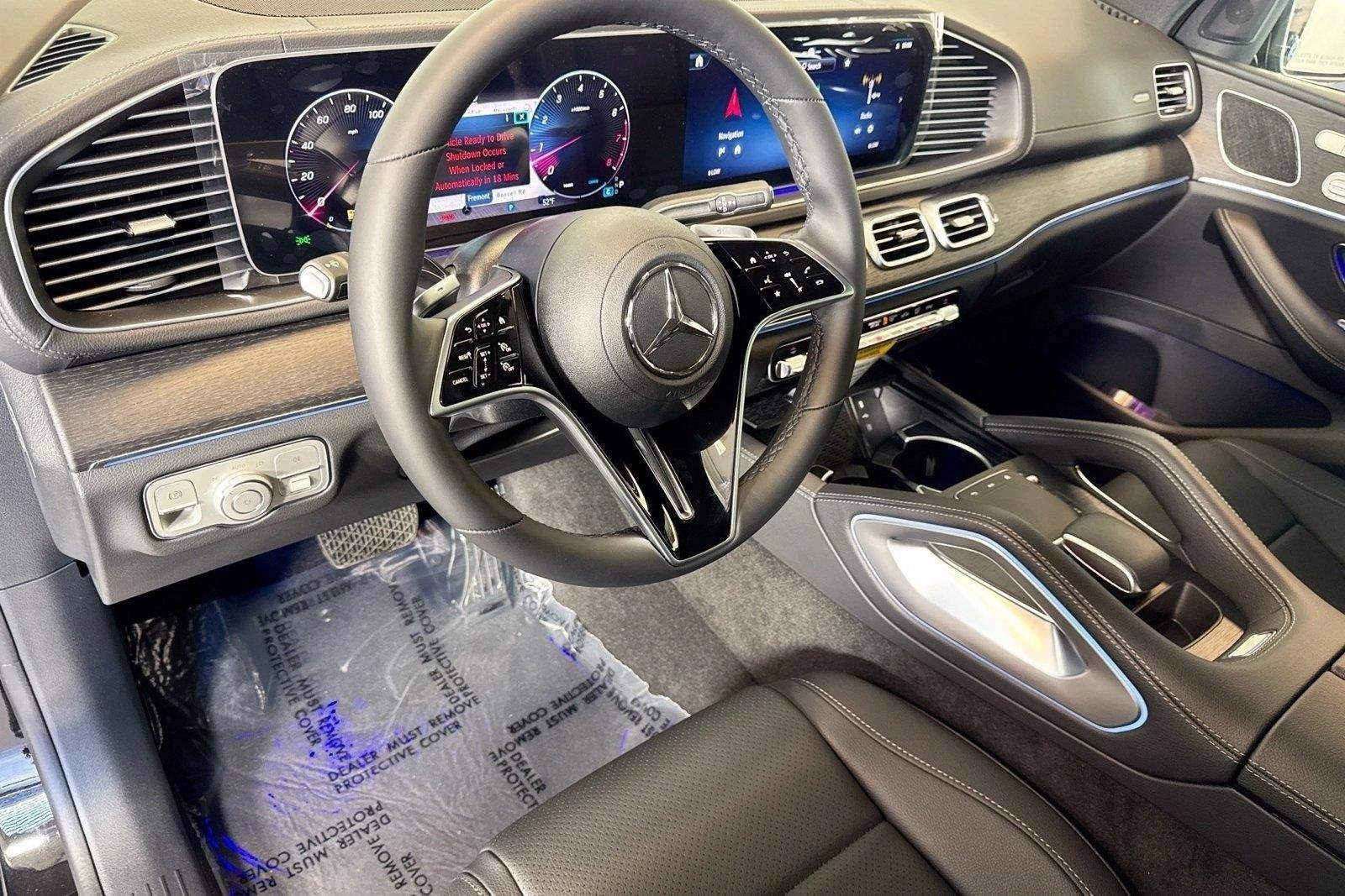 Thumbnail: 2026 Mercedes-Benz GLE - 3