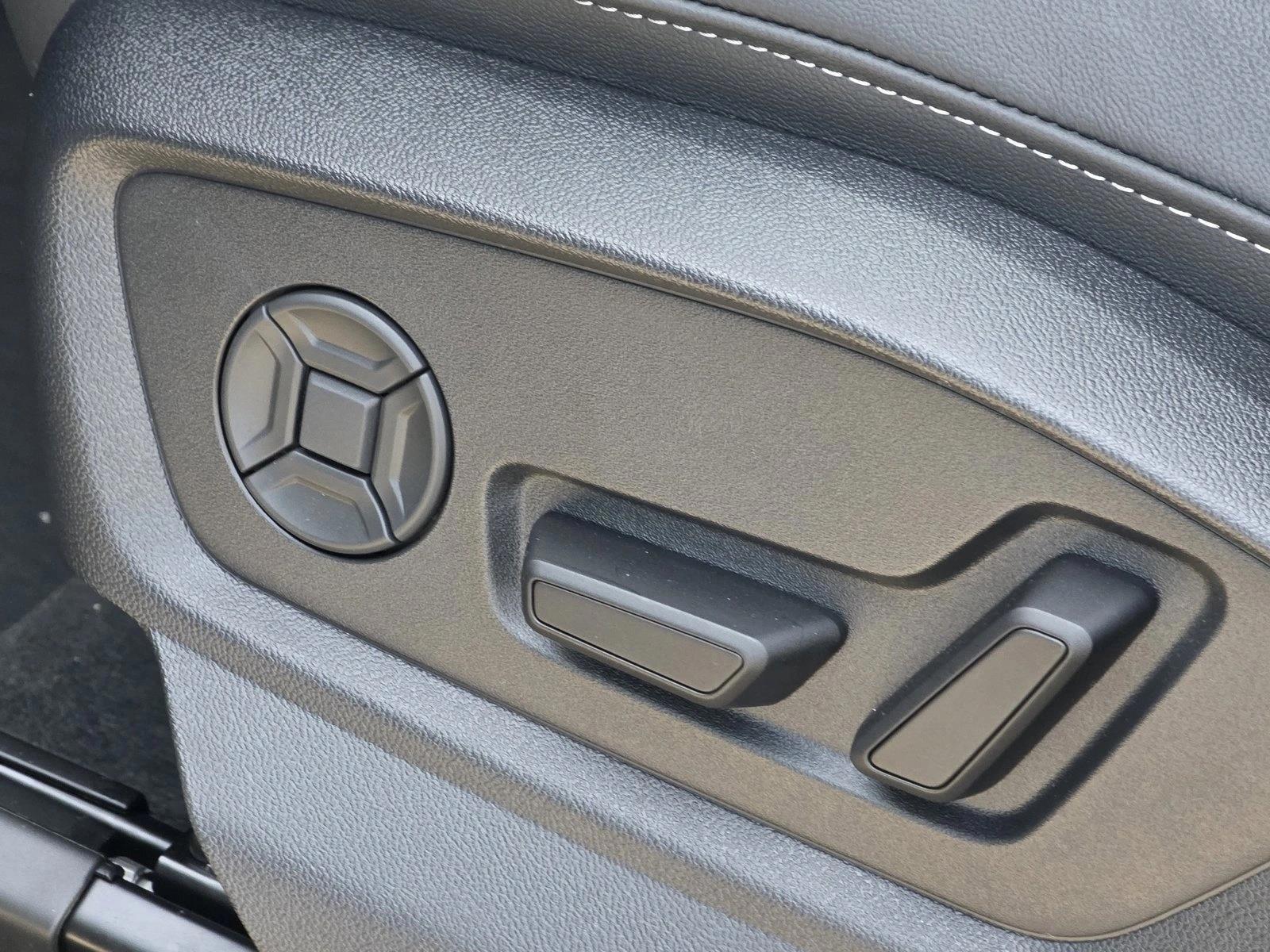 Thumbnail: 2026 Audi Q7 - 4