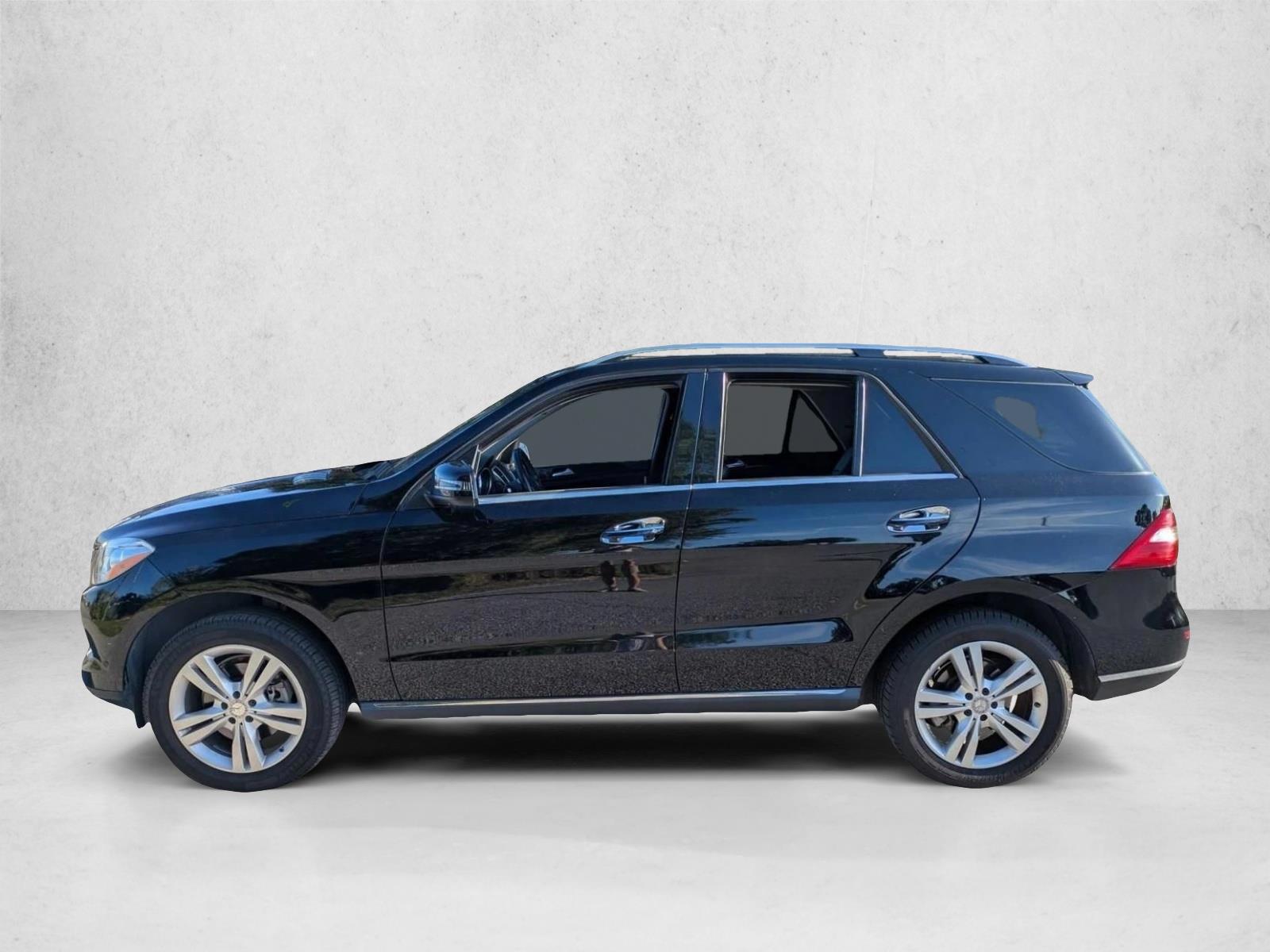 Thumbnail: 2015 Mercedes-Benz M-Class - 2