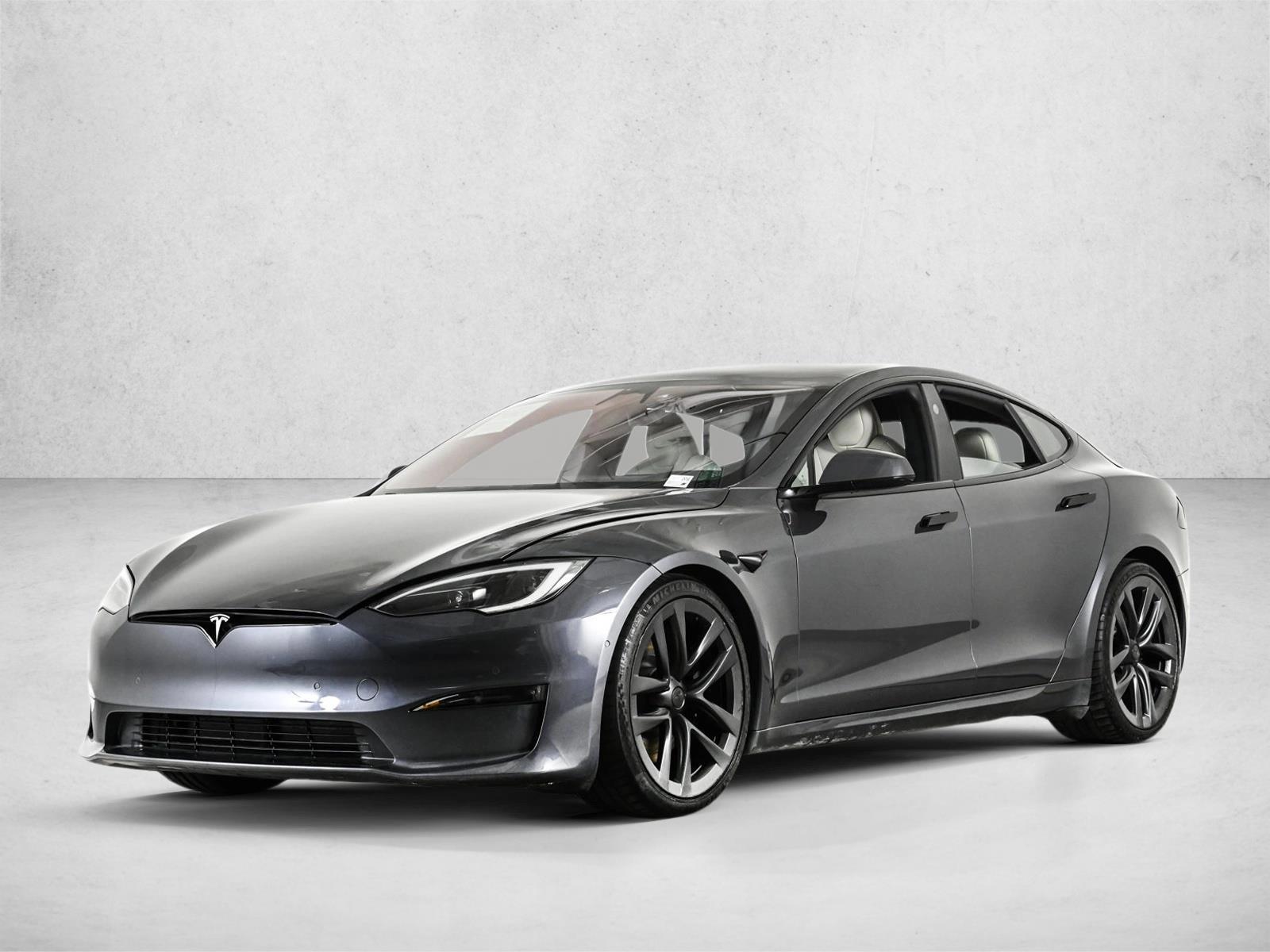 Thumbnail: 2022 Tesla Model S - 1