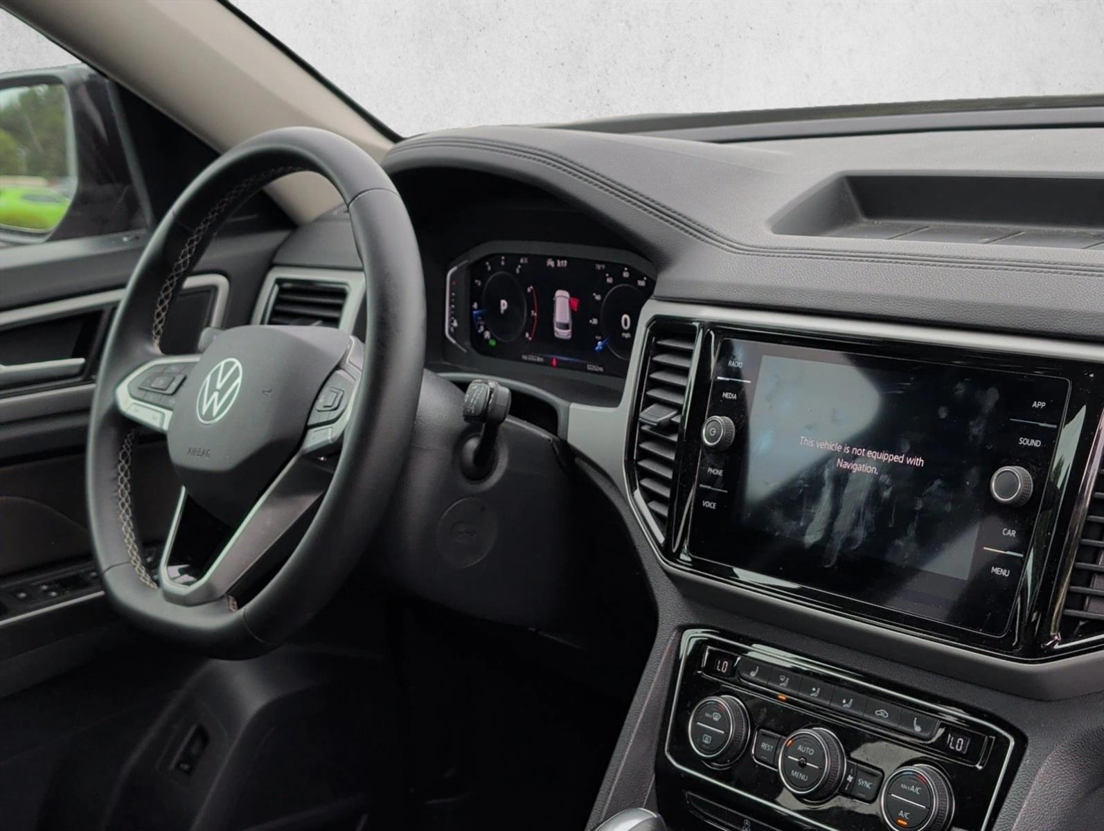 Thumbnail: 2023 Volkswagen Atlas - 4