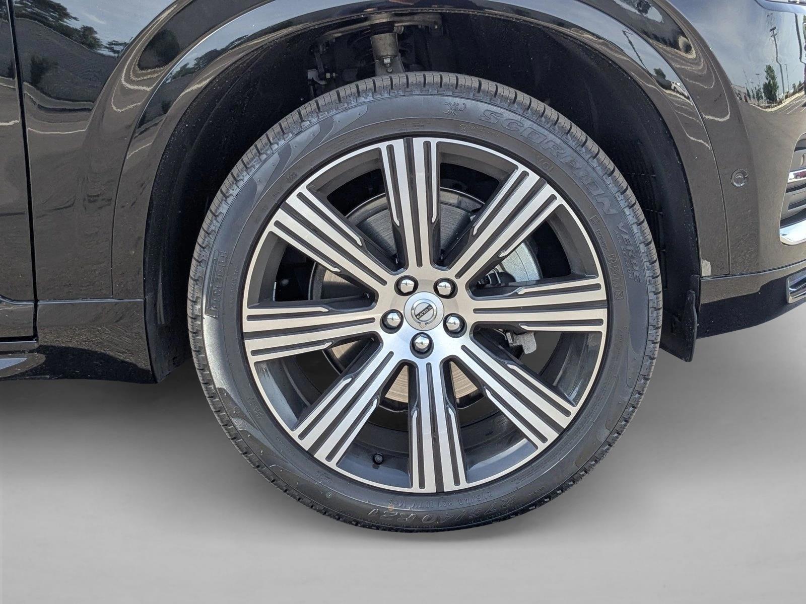 2025 Volvo XC90 Plus - Photo 24