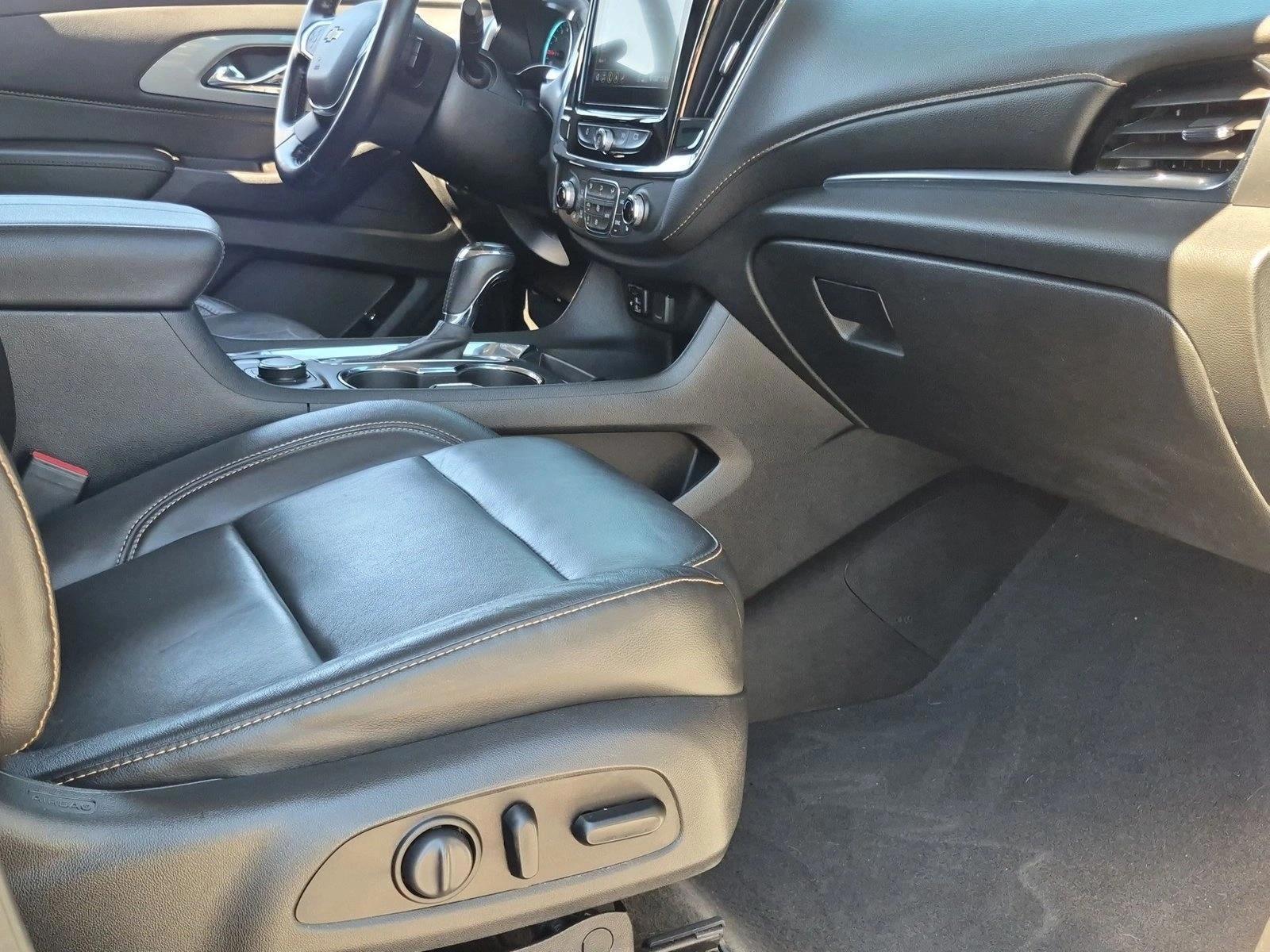 2020 Chevrolet Traverse 3LT - Photo 28