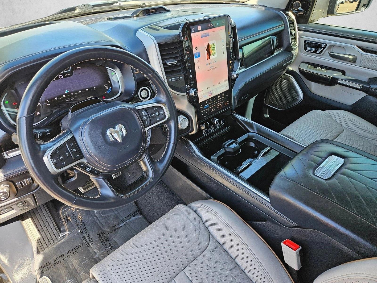 Thumbnail: 2025 RAM 1500 - 3