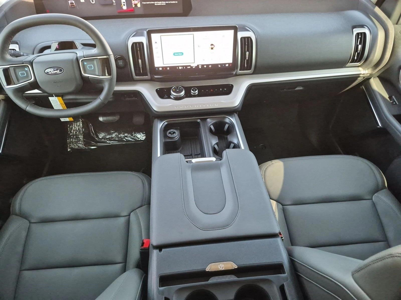 Thumbnail: 2026 Ford Expedition - 3