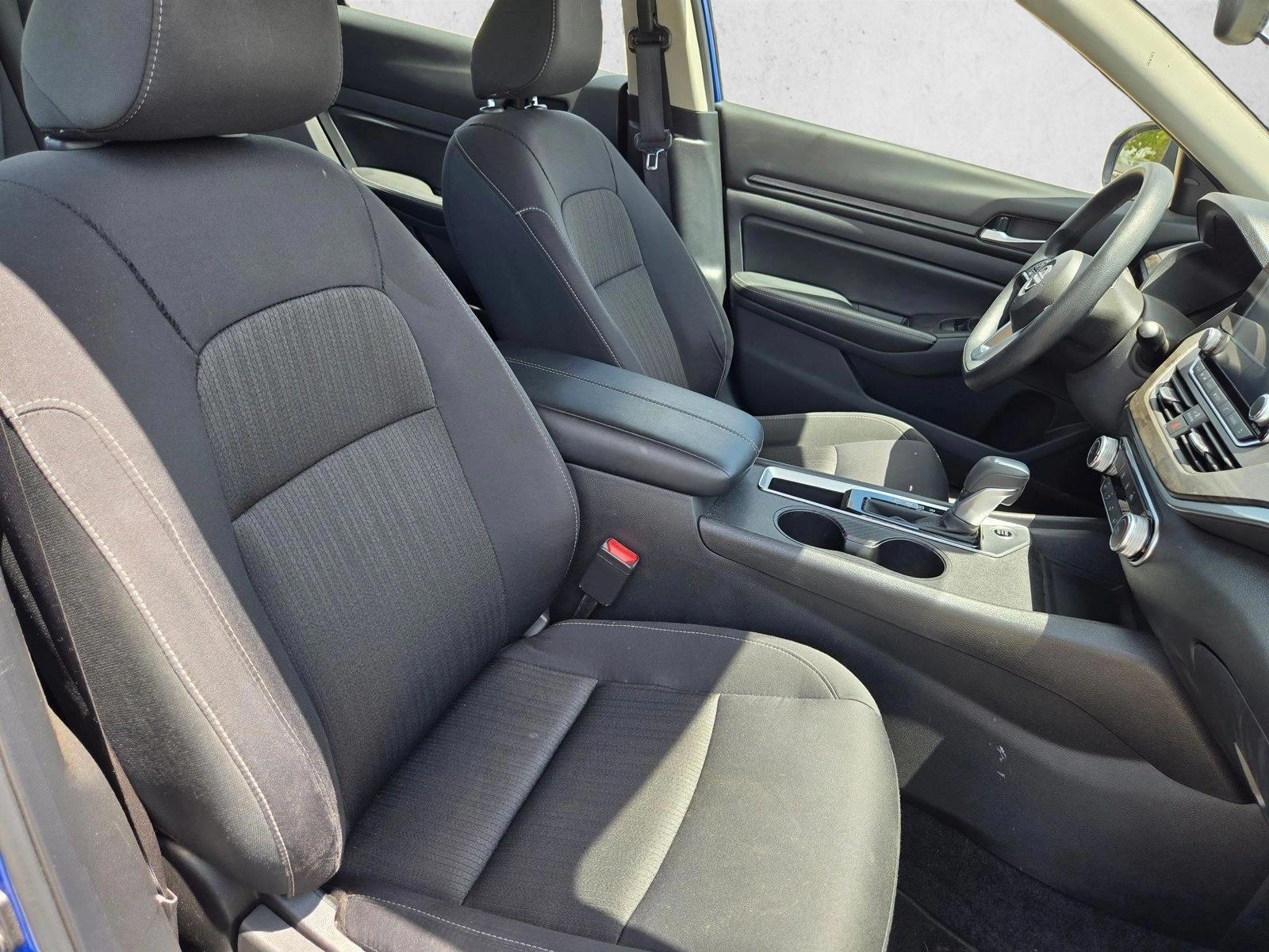 2025 Nissan Altima SV - Photo 19