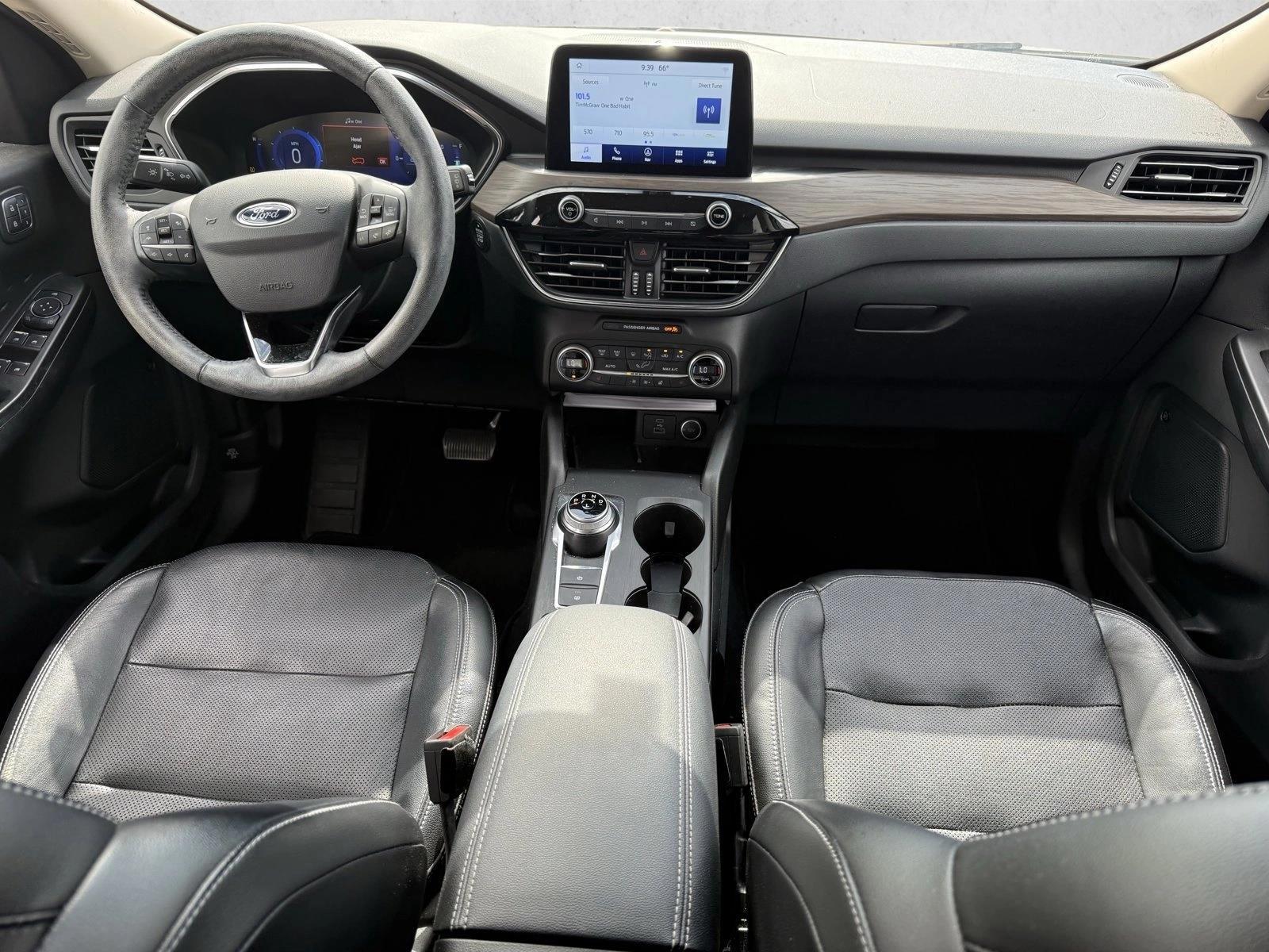 Thumbnail: 2020 Ford Escape - 3