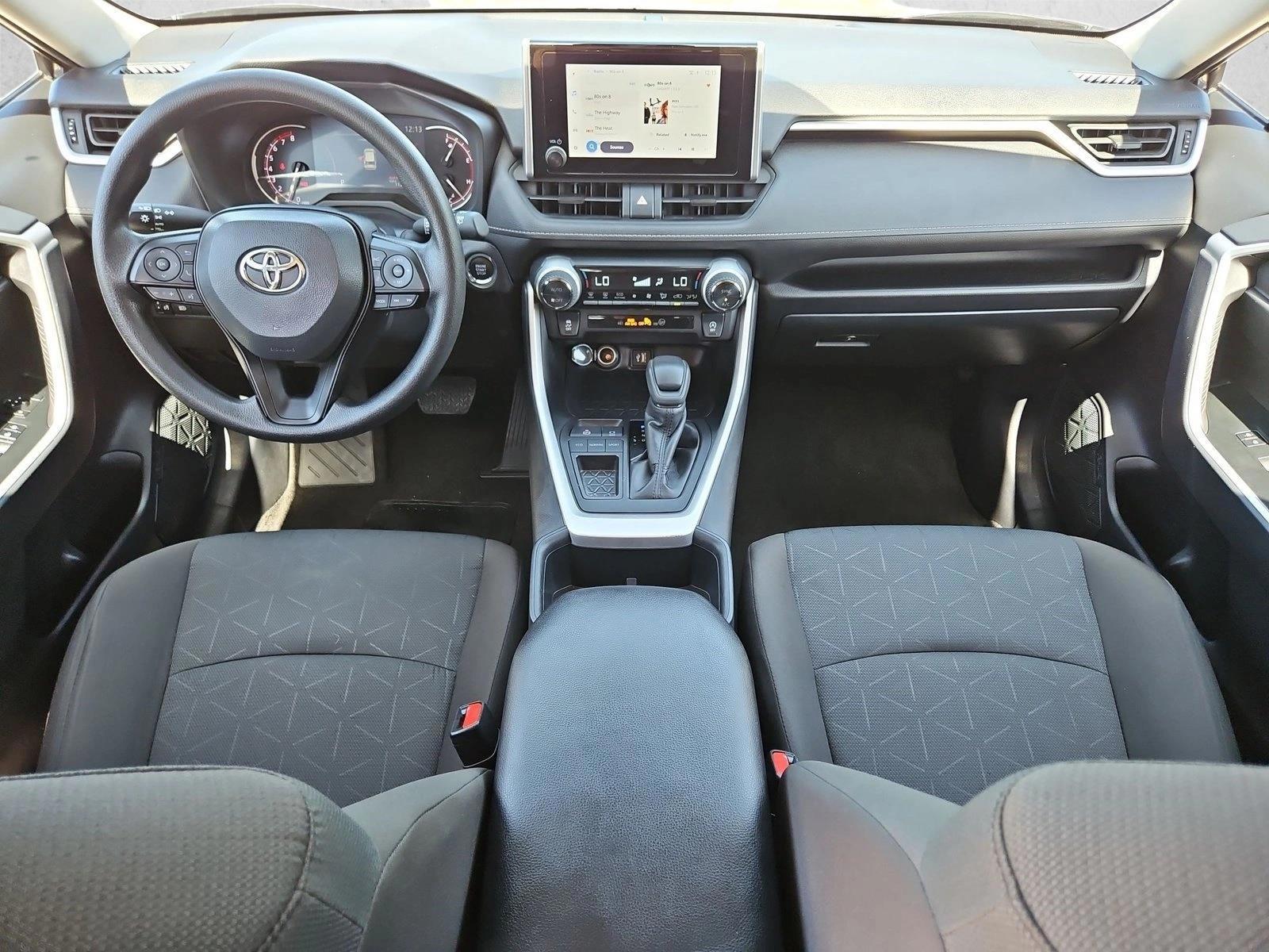 Thumbnail: 2025 Toyota RAV4 - 3