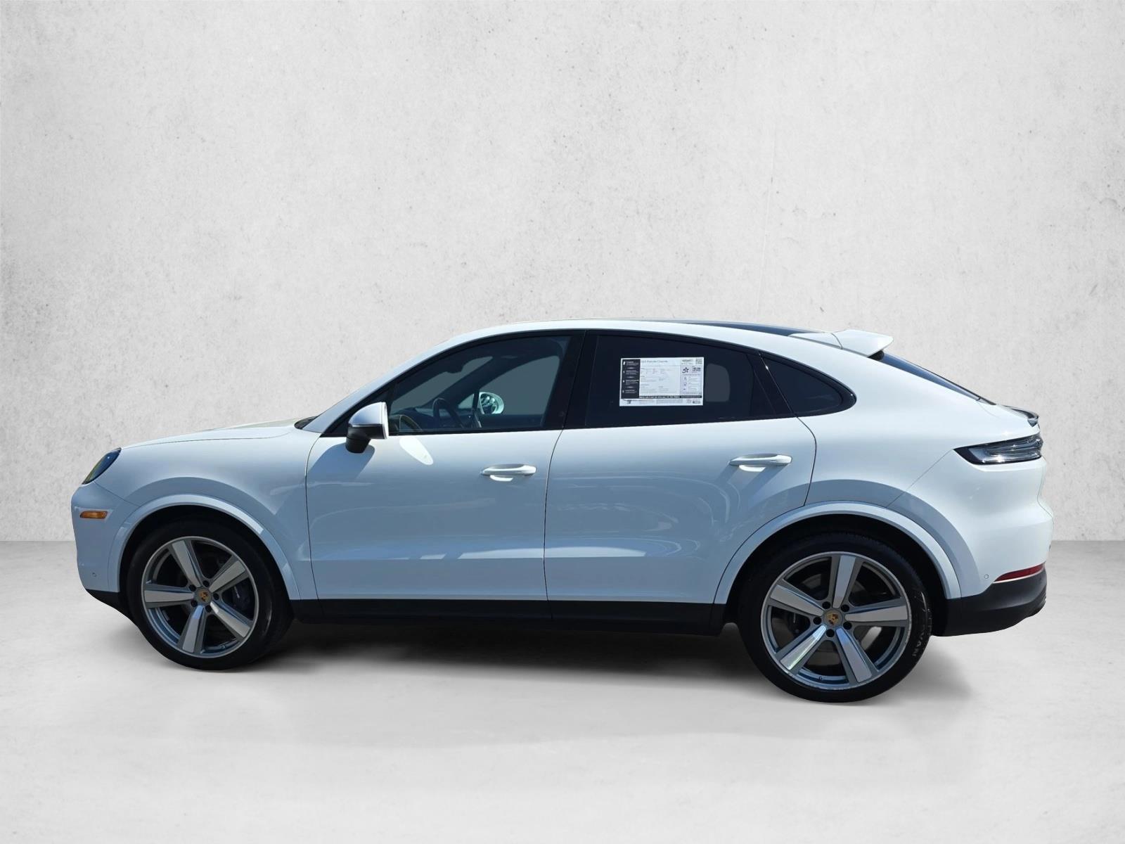 Thumbnail: 2024 Porsche Cayenne - 2