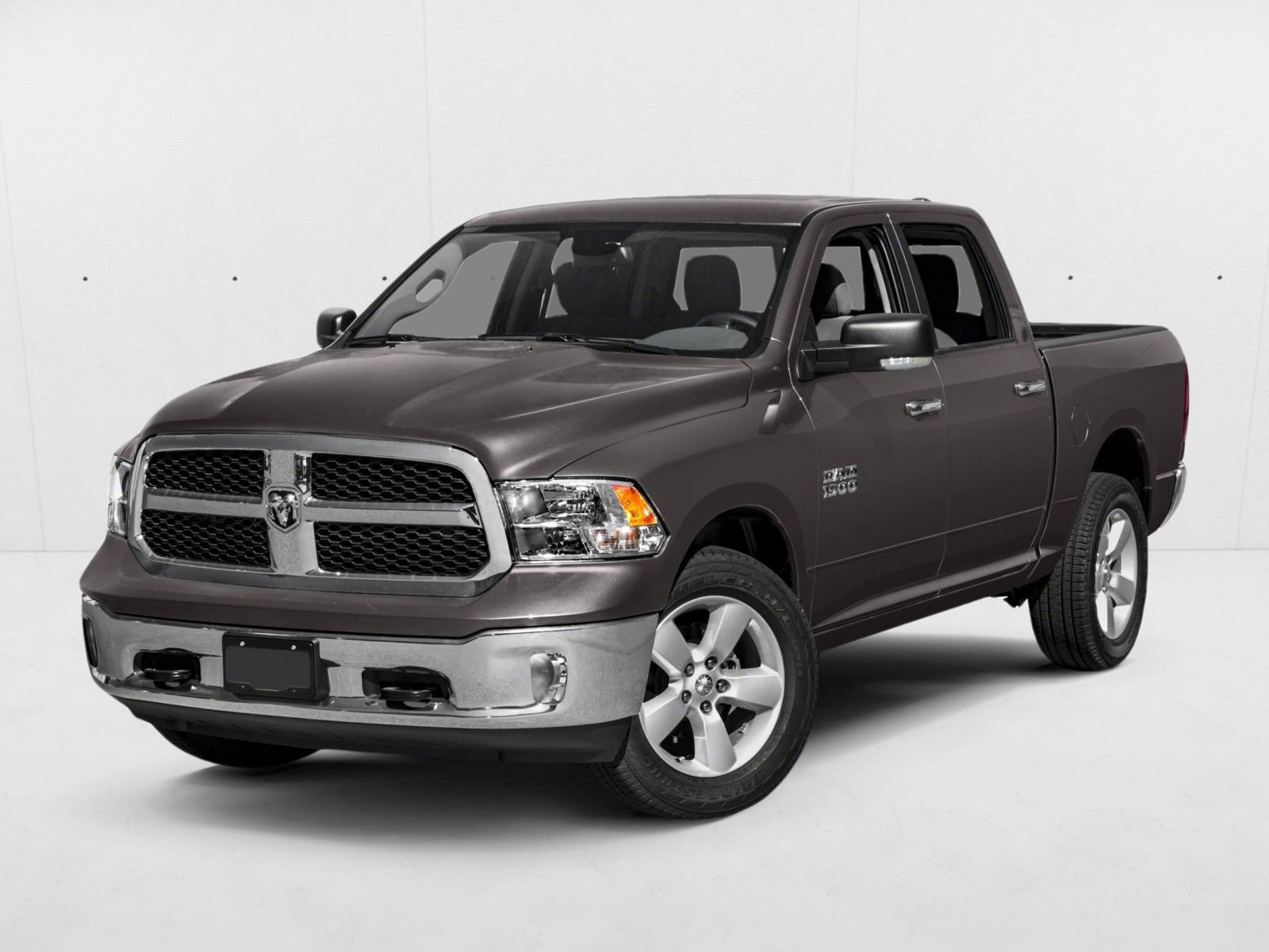 2017 RAM 1500 Big Horn 4x4 Crew Cab 5'7's photo