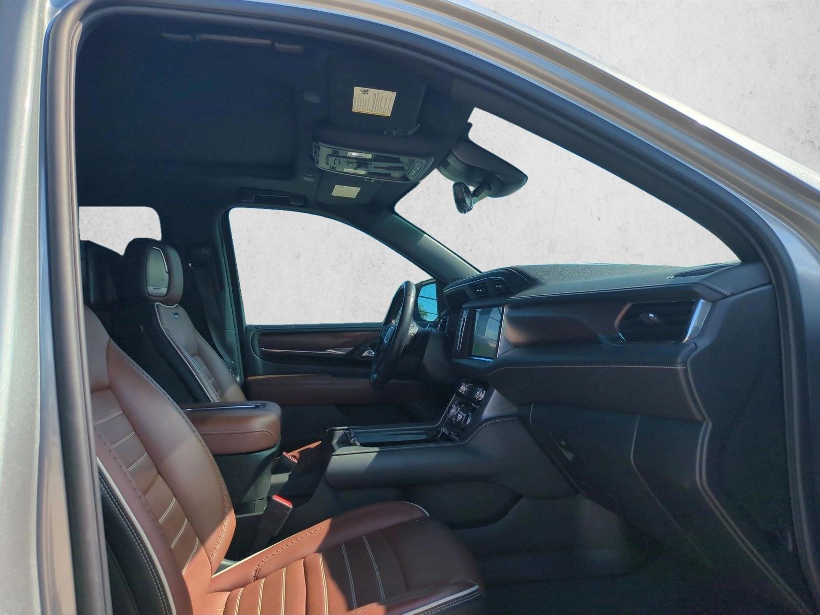 2023 GMC Yukon XL Denali Ultimate - Photo 14