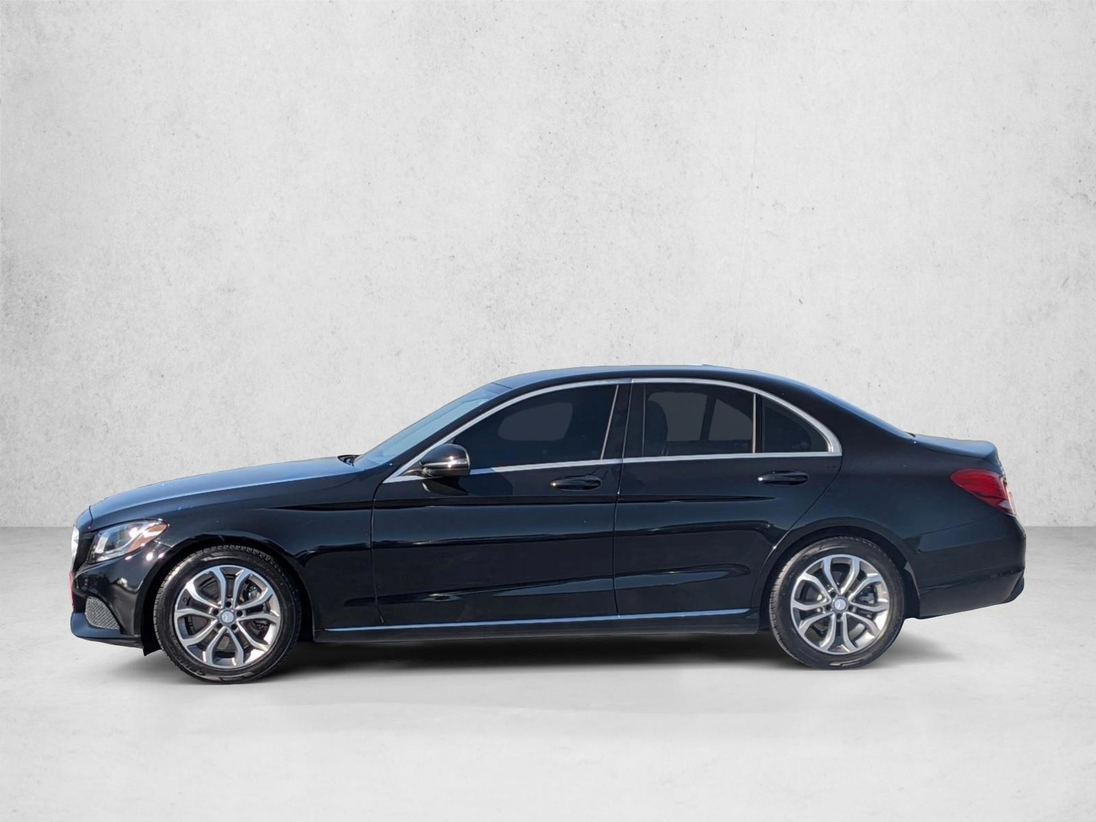 Thumbnail: 2016 Mercedes-Benz C-Class - 2