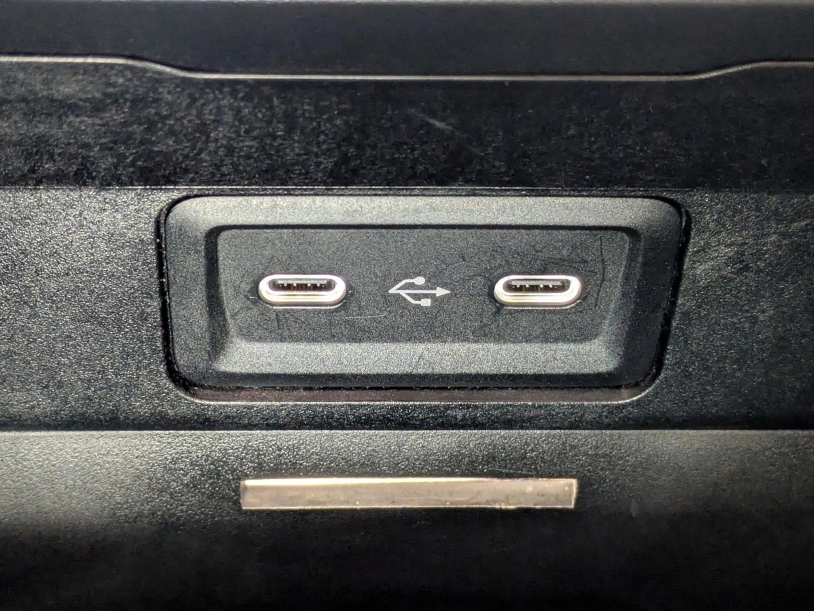 Thumbnail: 2024 Mercedes-Benz C-Class - 5