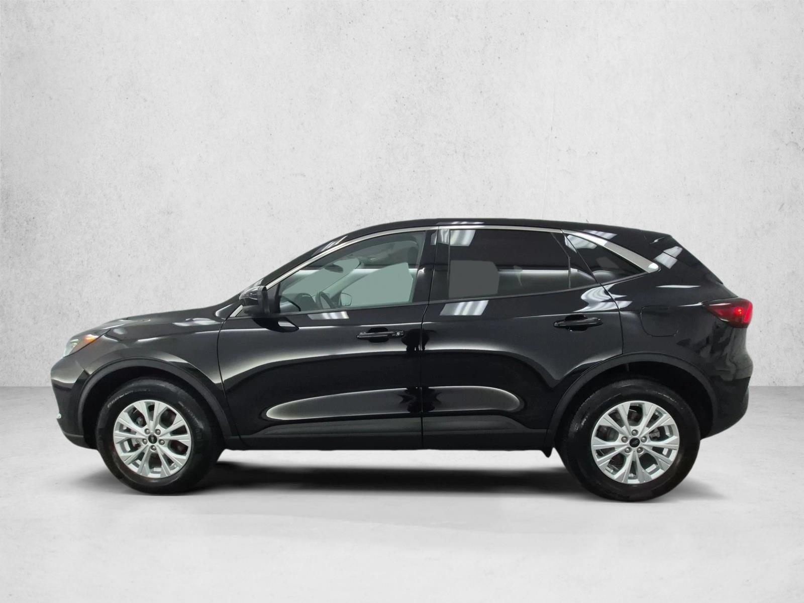 Thumbnail: 2023 Ford Escape - 2