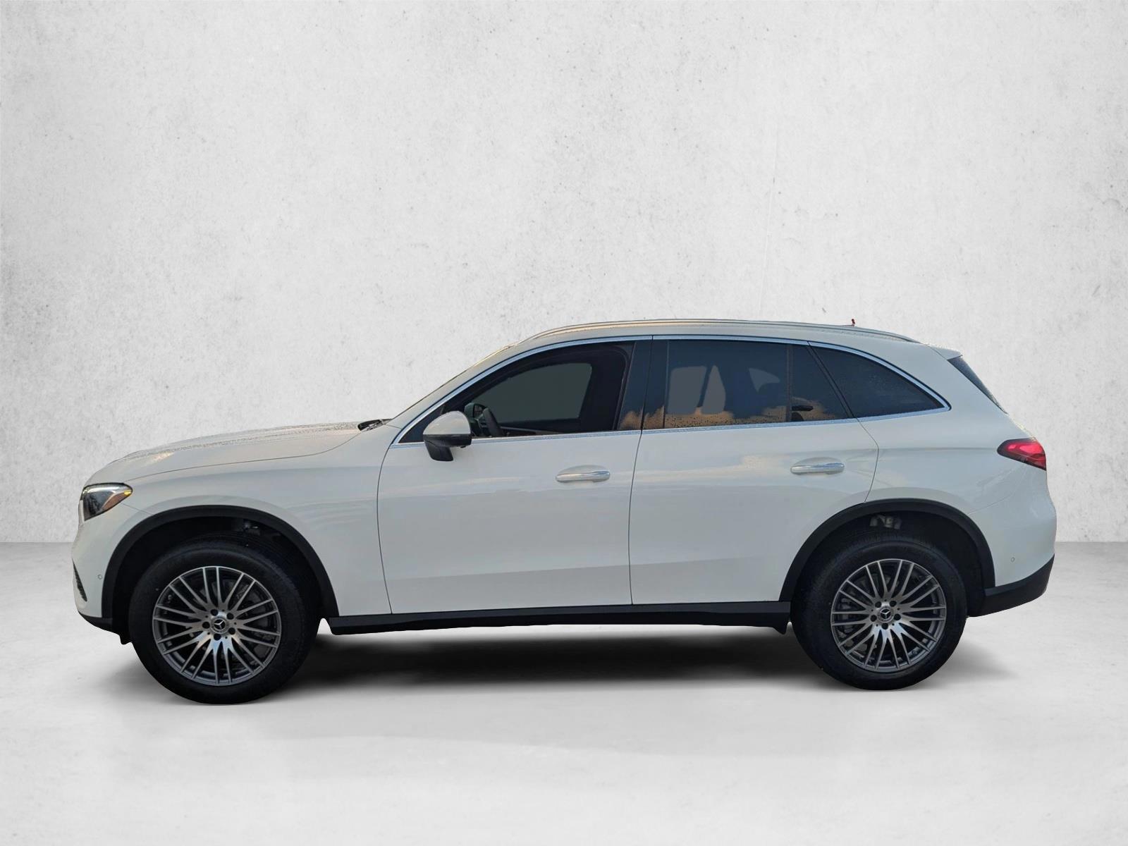 Thumbnail: 2026 Mercedes-Benz GLC - 2