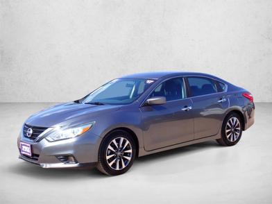 2017 Nissan Altima SV -
                  Centennial, CO
