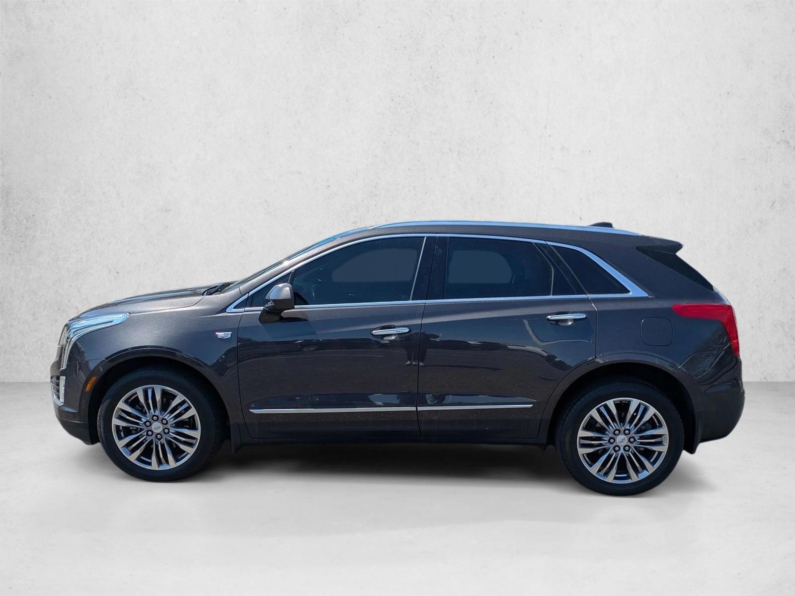 Thumbnail: 2017 Cadillac XT5 - 2