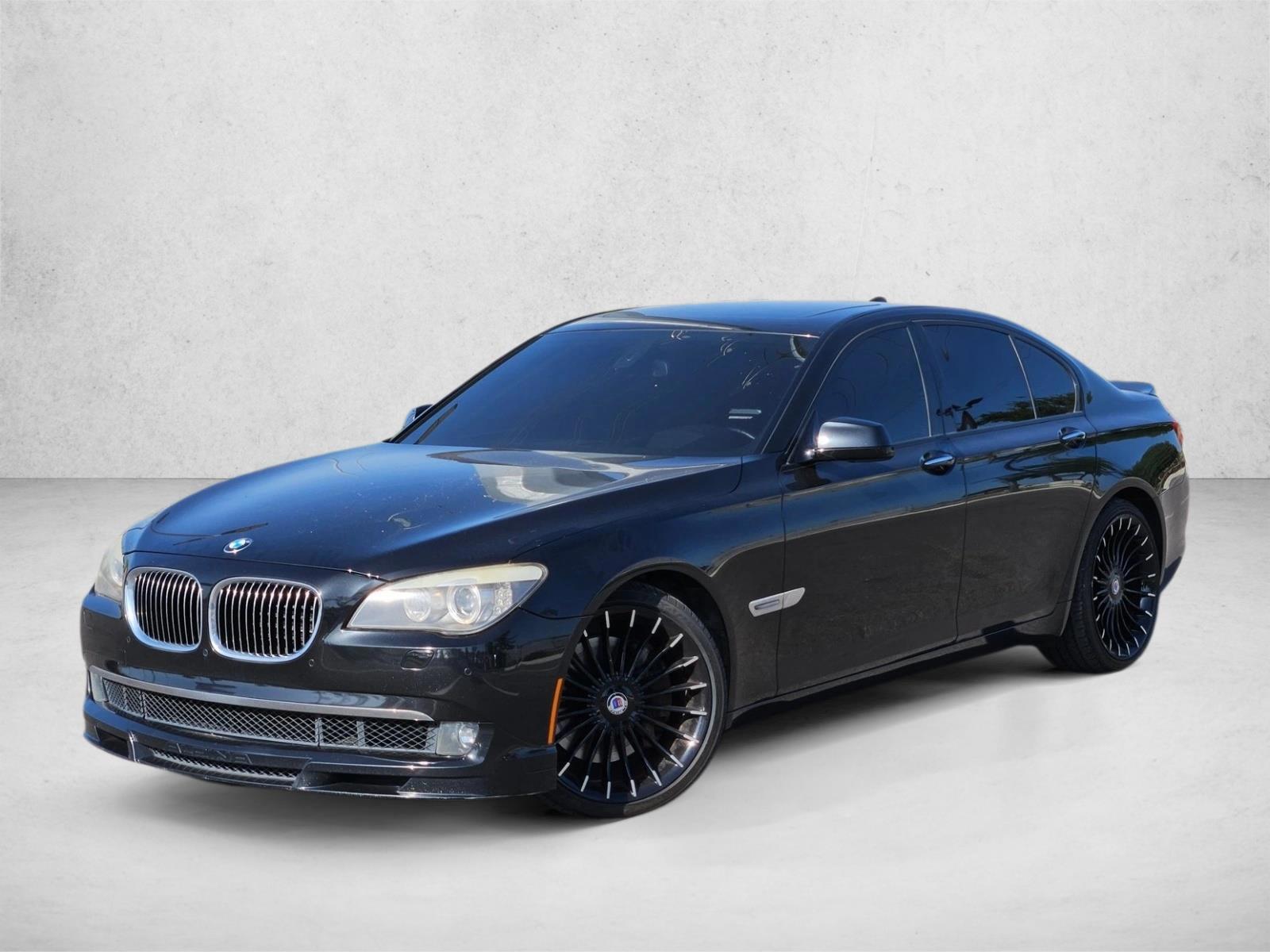 Thumbnail: 2012 BMW 7 Series - 1