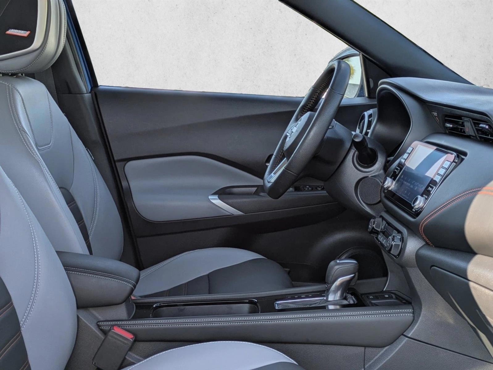 2023 Nissan Kicks SR - Photo 24