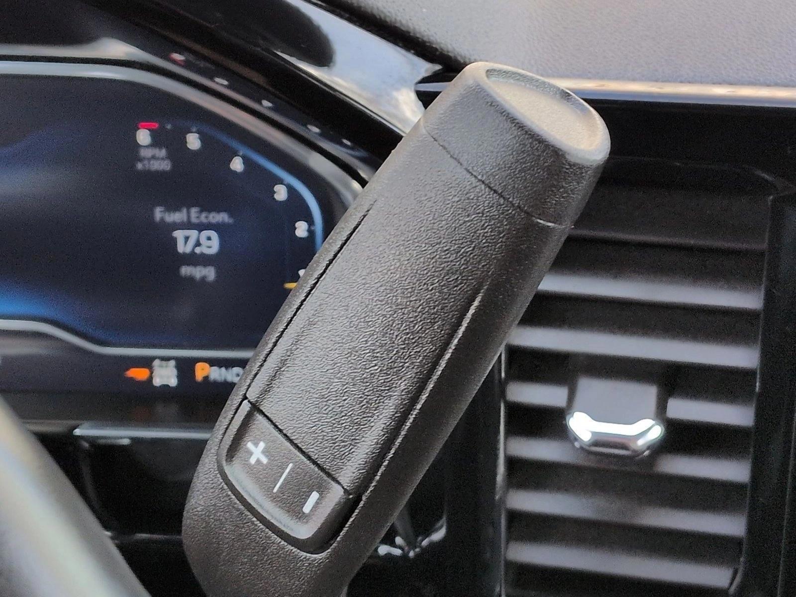 2025 Chevrolet Silverado 1500 LT - Photo 18