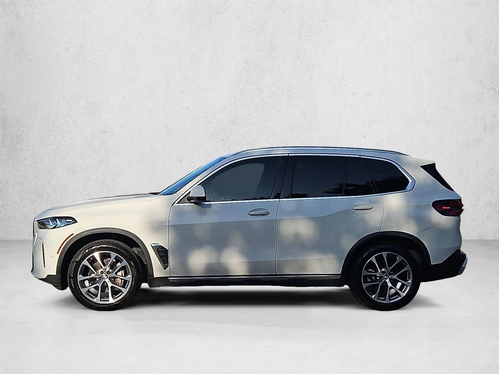 Thumbnail: 2024 BMW X5 - 2