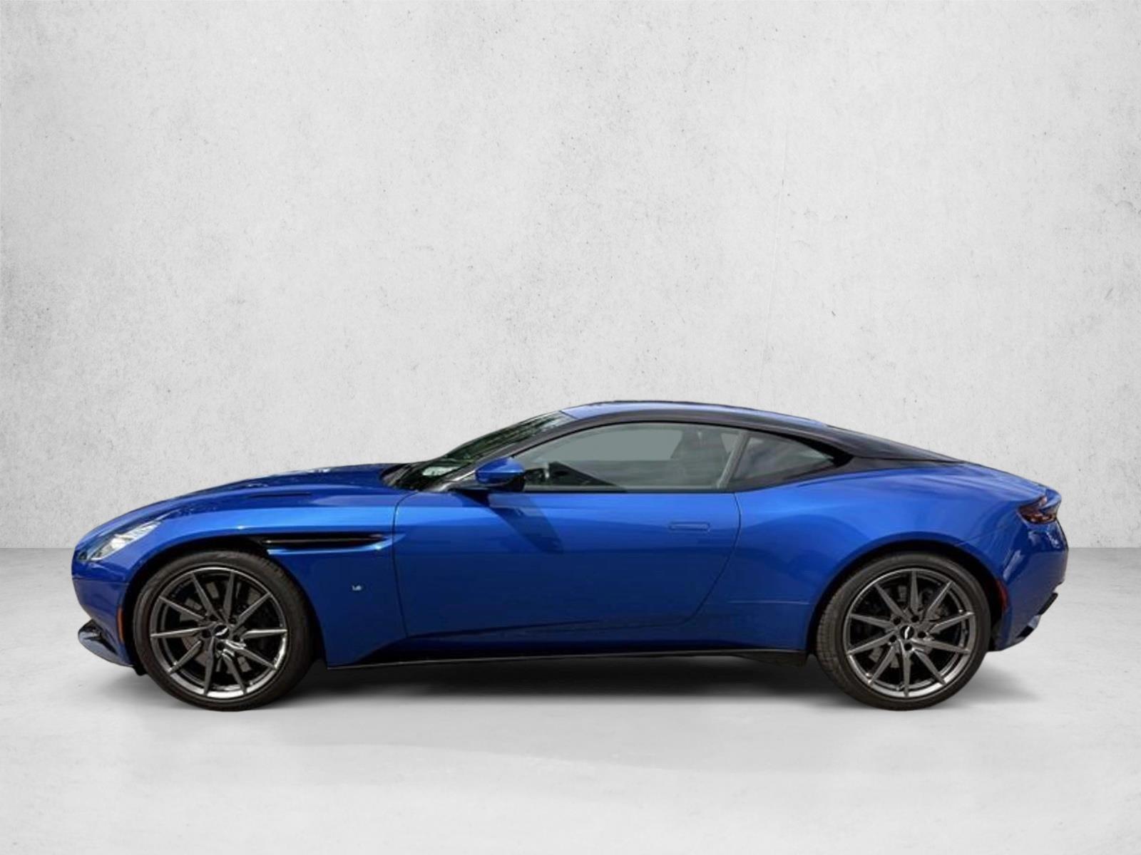Thumbnail: 2017 Aston Martin DB11 - 2