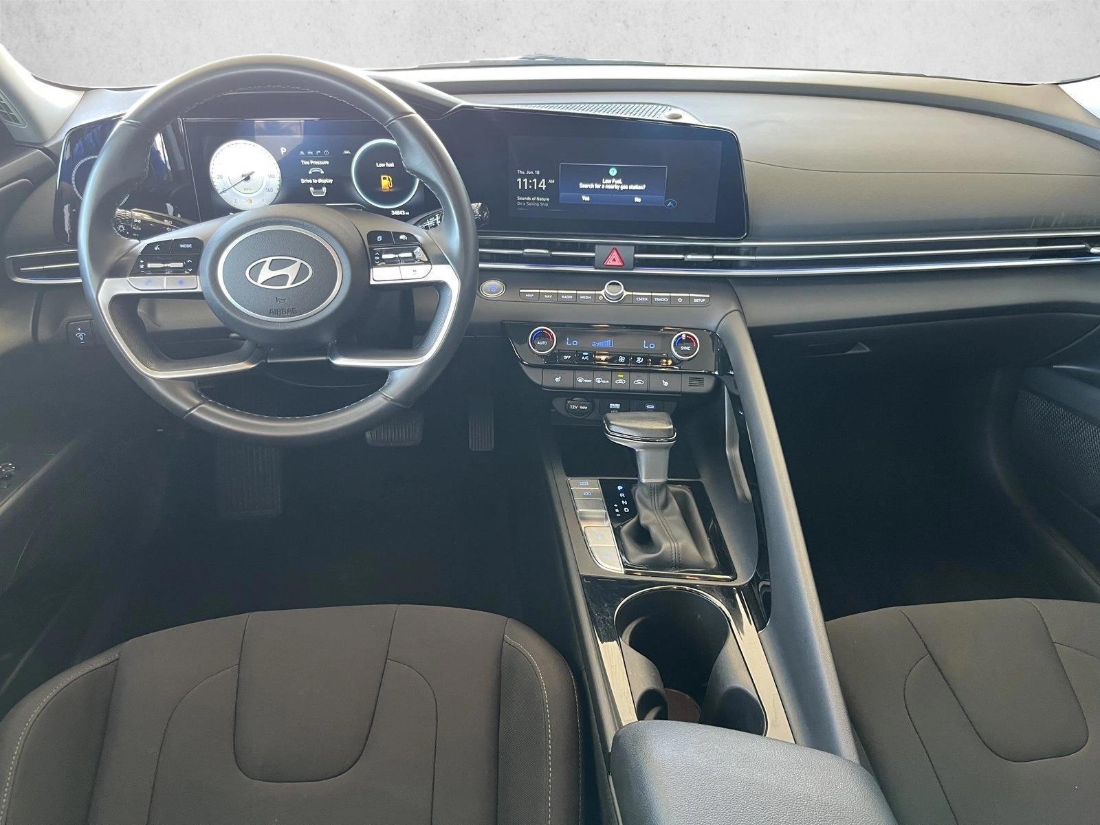 Thumbnail: 2025 Hyundai Elantra - 3
