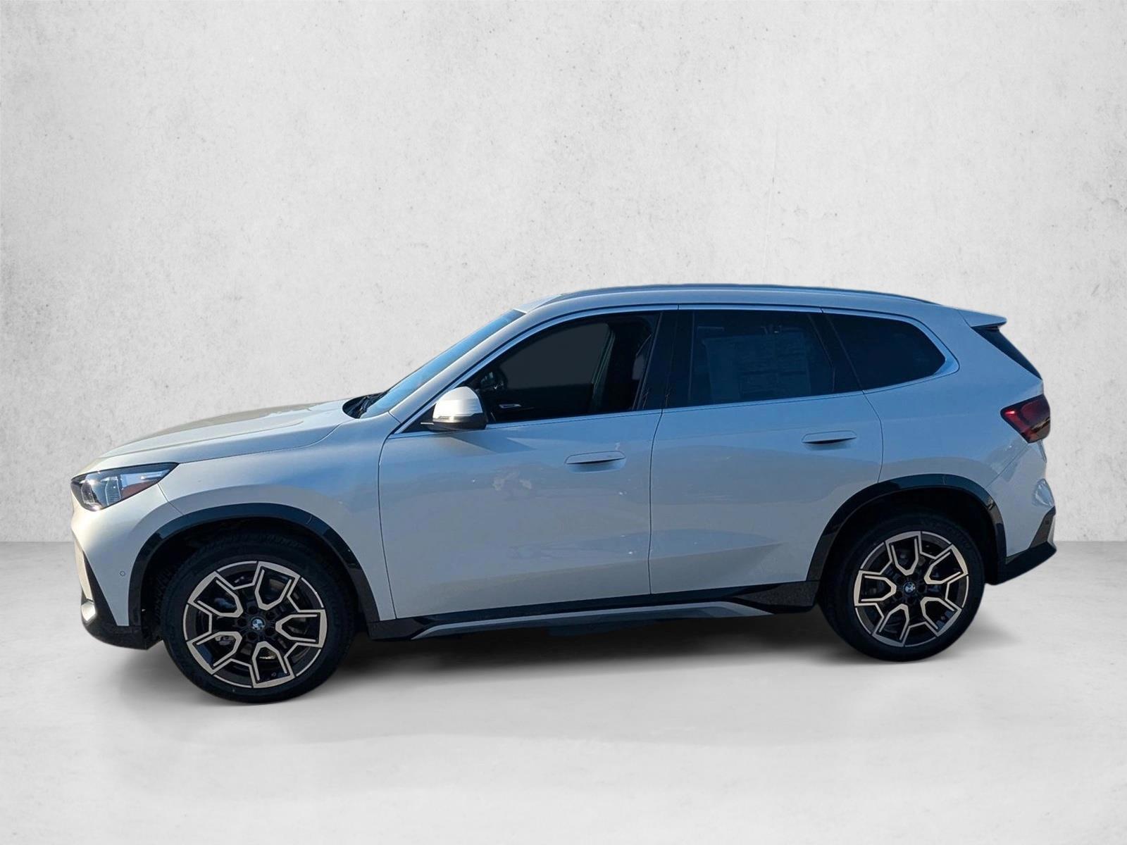Thumbnail: 2026 BMW X1 - 2