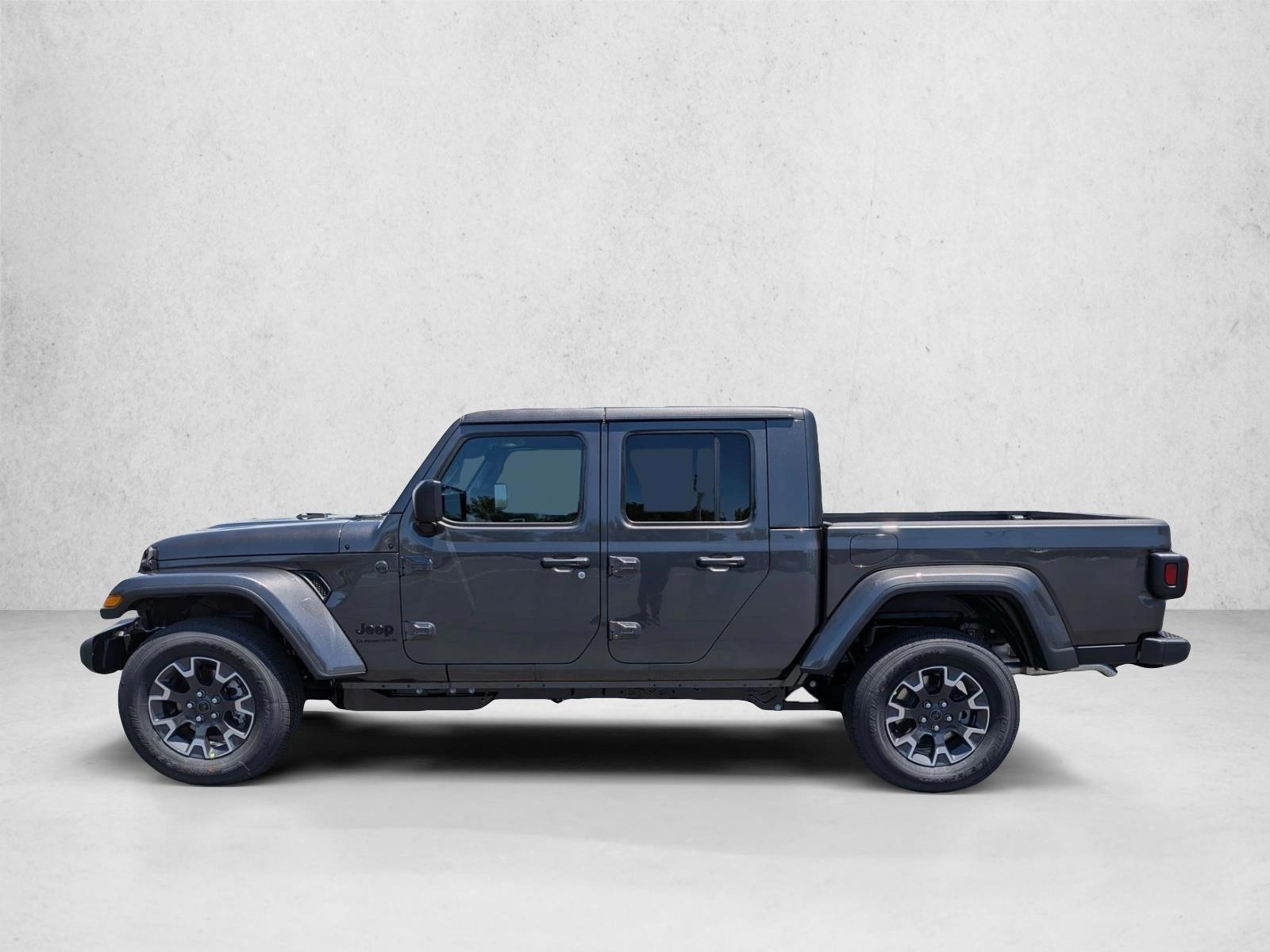 Thumbnail: 2026 Jeep Gladiator - 2