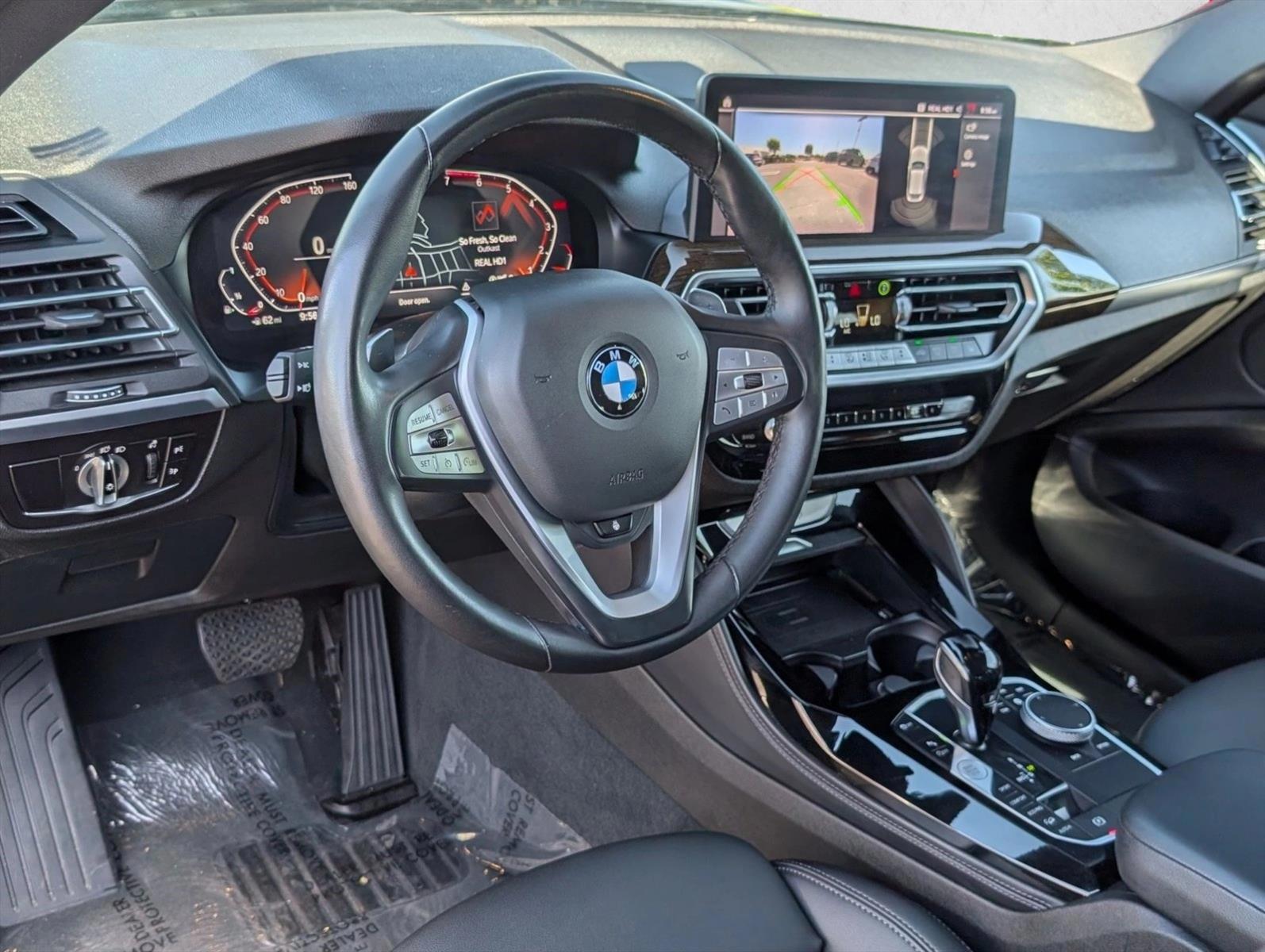 Thumbnail: 2023 BMW X4 - 3