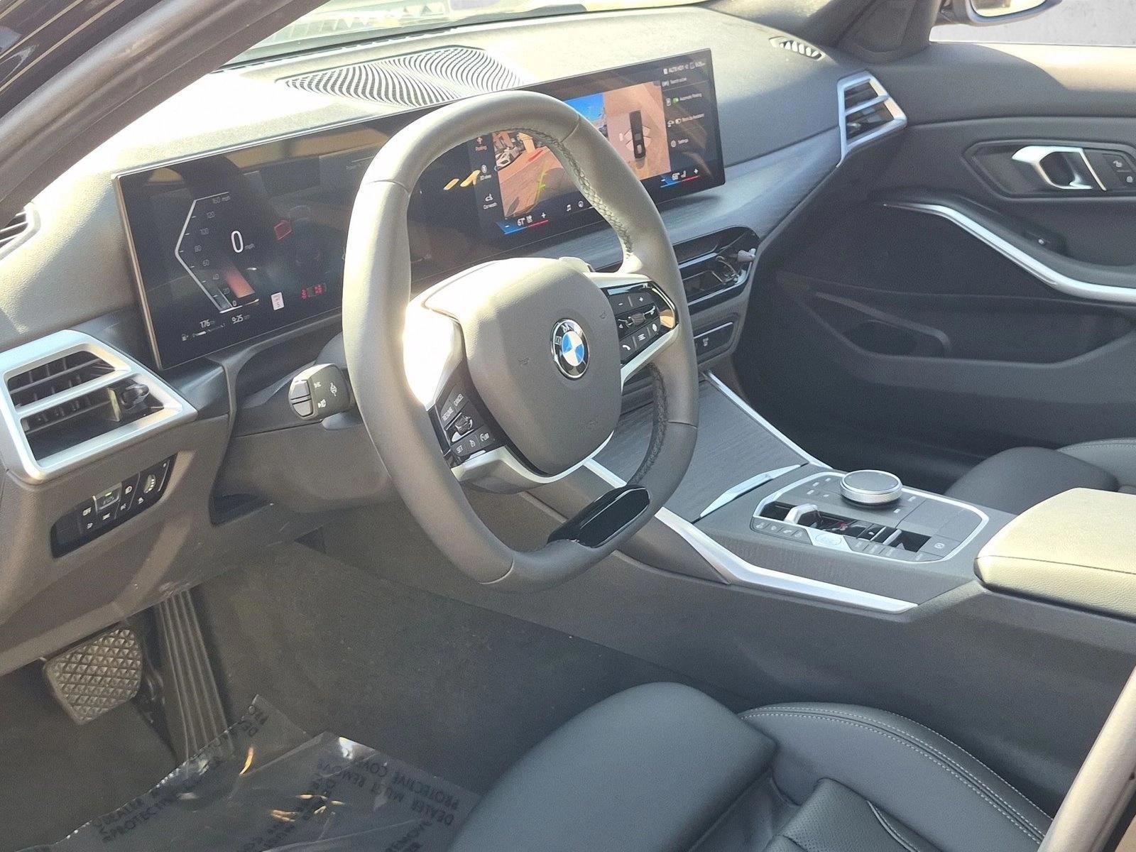 Thumbnail: 2025 BMW 3 Series - 3