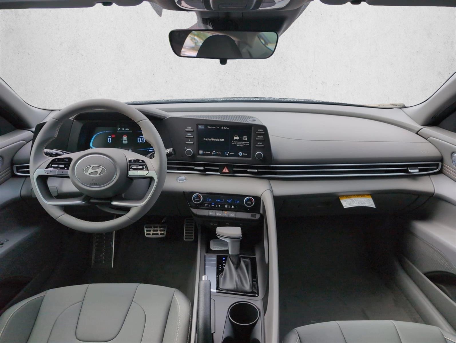 Thumbnail: 2026 Hyundai Elantra - 4