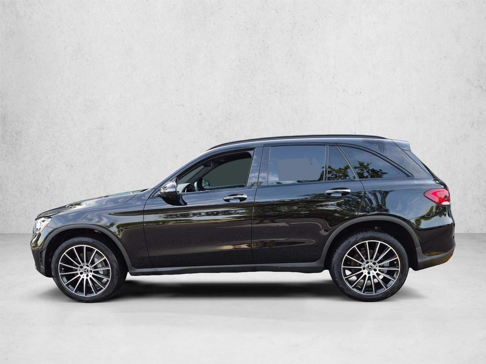 Thumbnail: 2022 Mercedes-Benz GLC - 2
