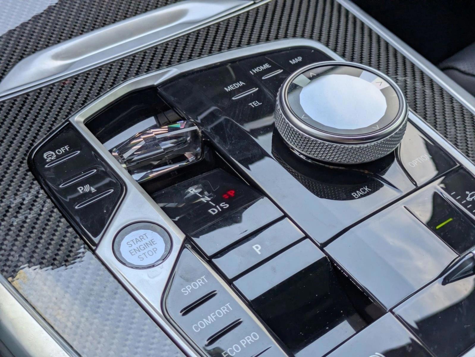 Thumbnail: 2024 BMW X7 - 3