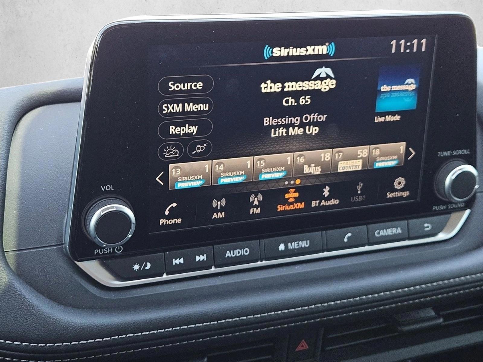 2025 Nissan Rogue S - Photo 11
