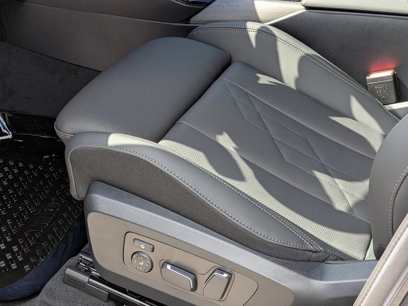 Thumbnail: 2026 BMW X3 - 4