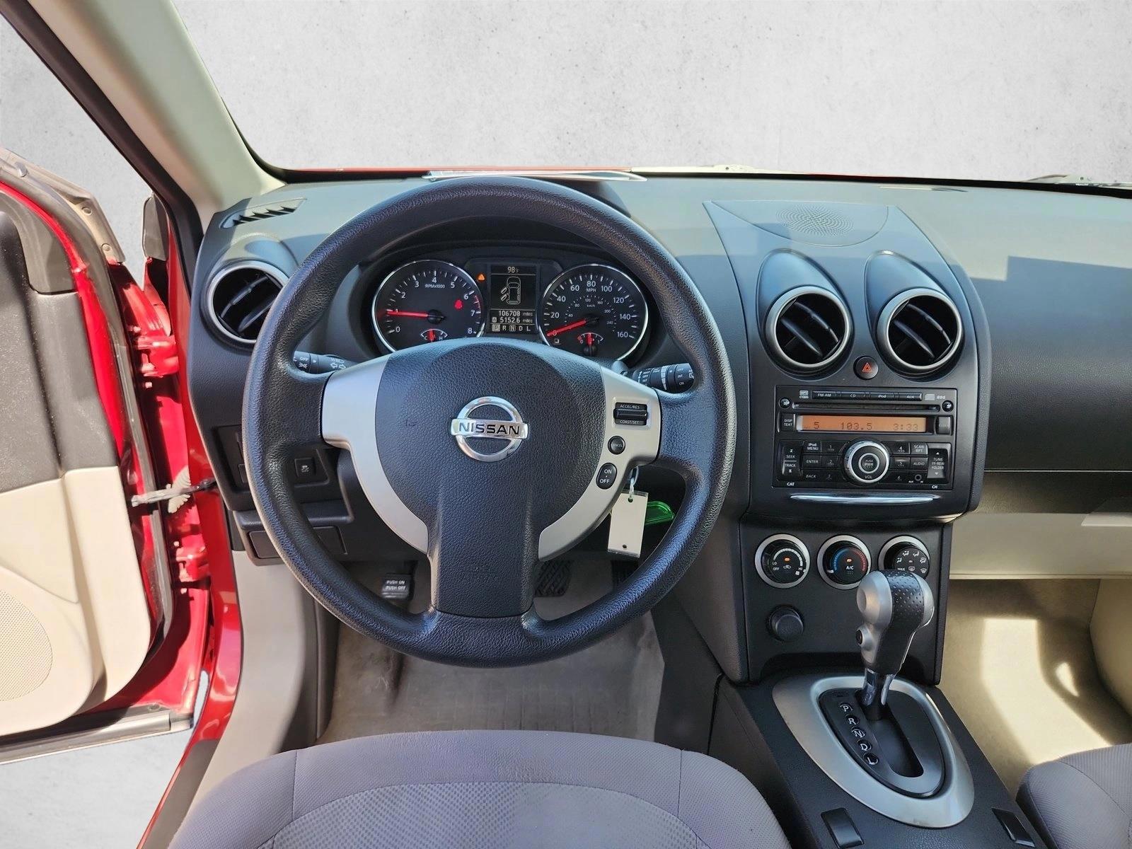 Thumbnail: 2013 Nissan Rogue - 4