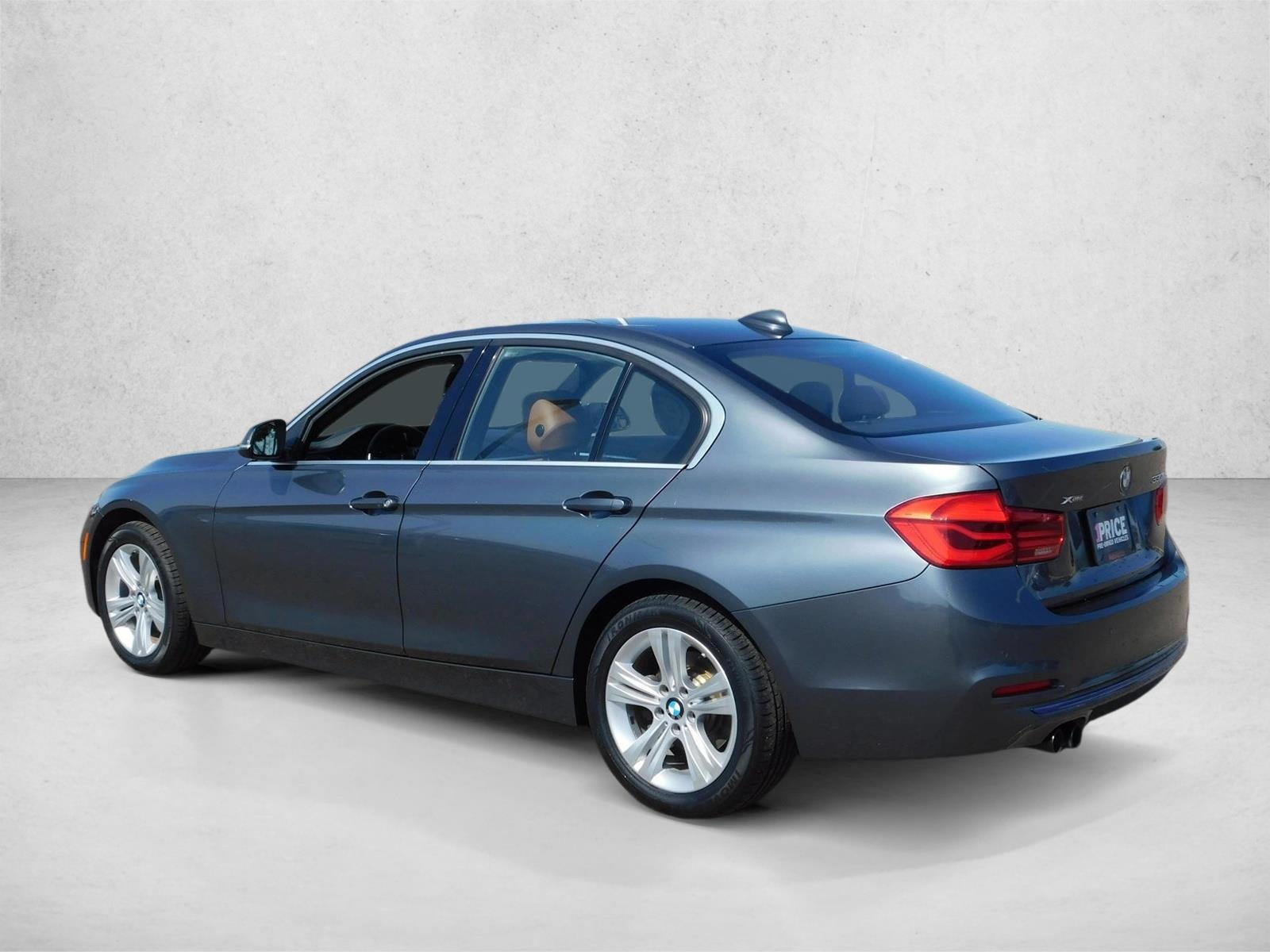 2017 BMW 3 Series 330i - Photo 14
