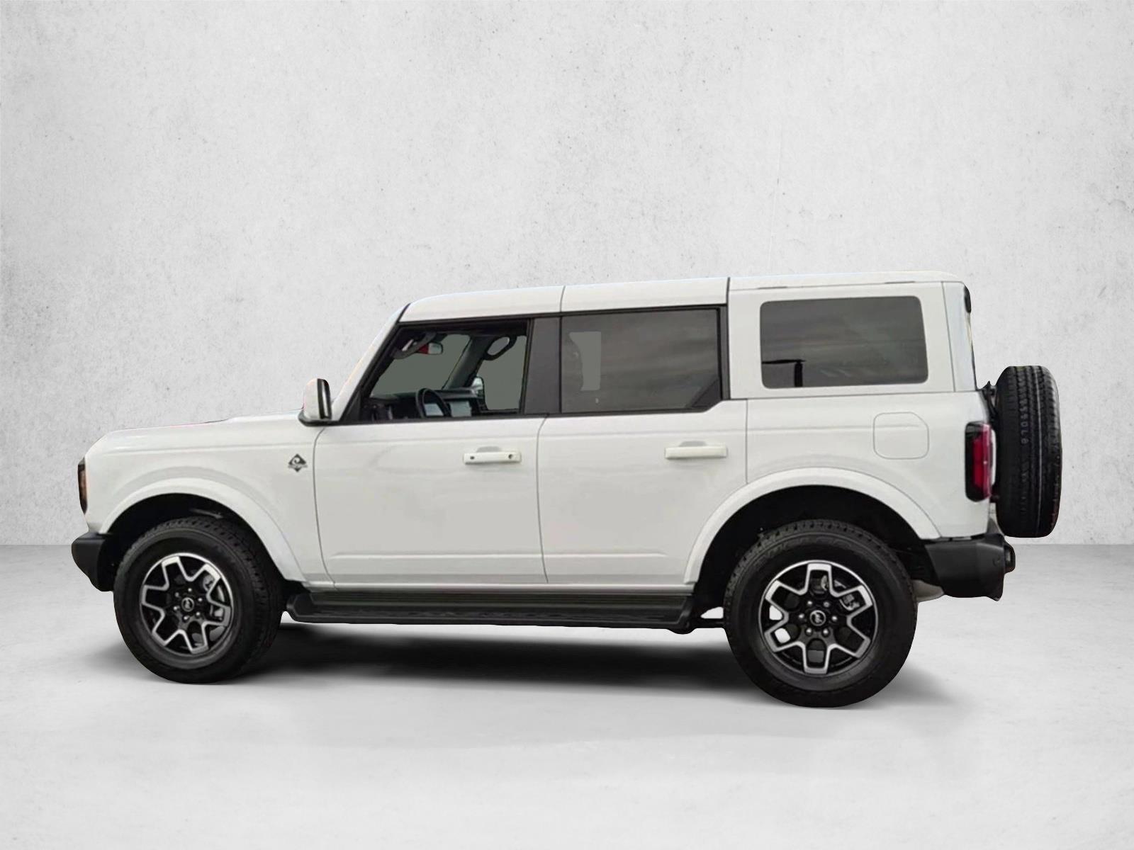 Thumbnail: 2026 Ford Bronco - 3