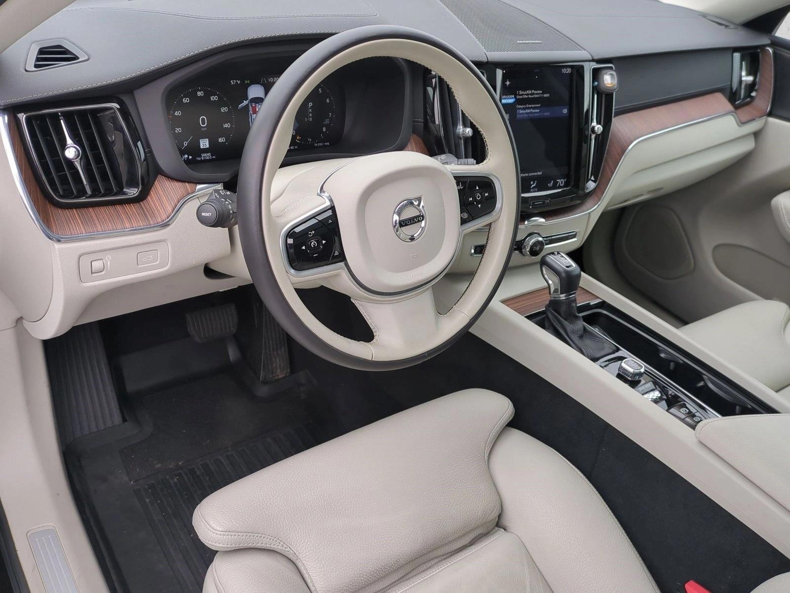 Thumbnail: 2020 Volvo XC60 - 2