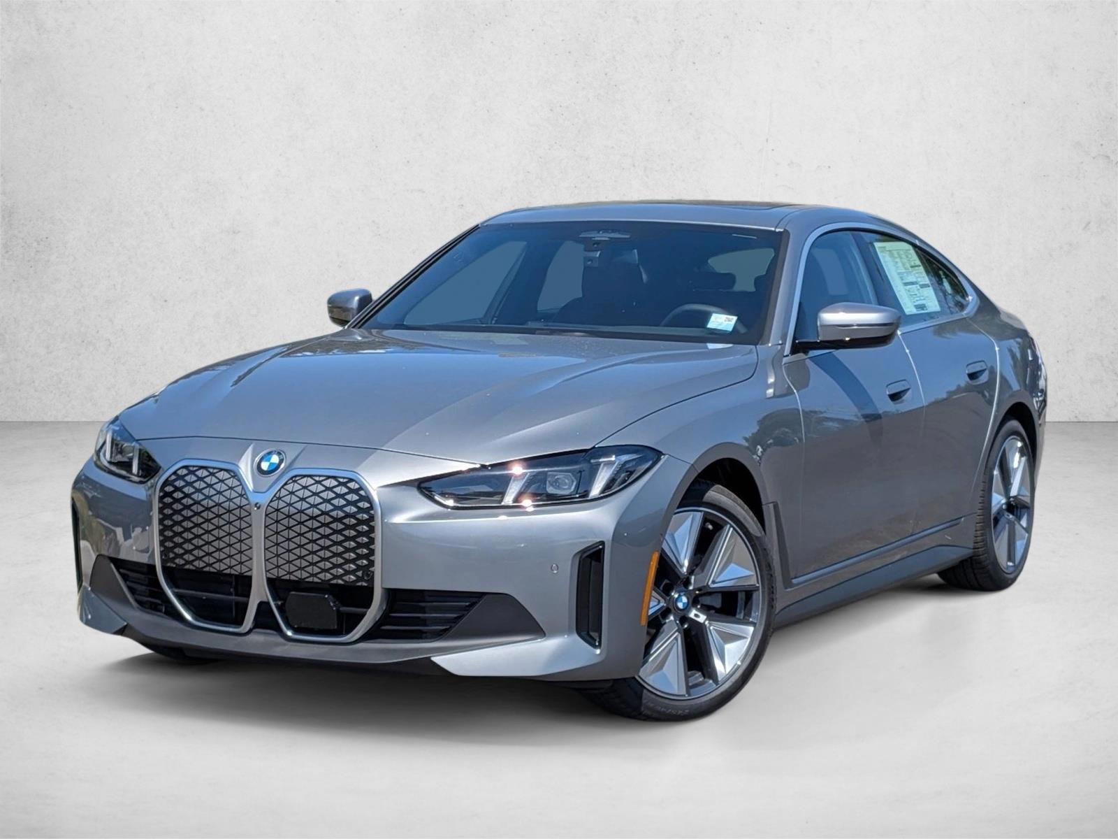 Thumbnail: 2026 BMW i4 - 1