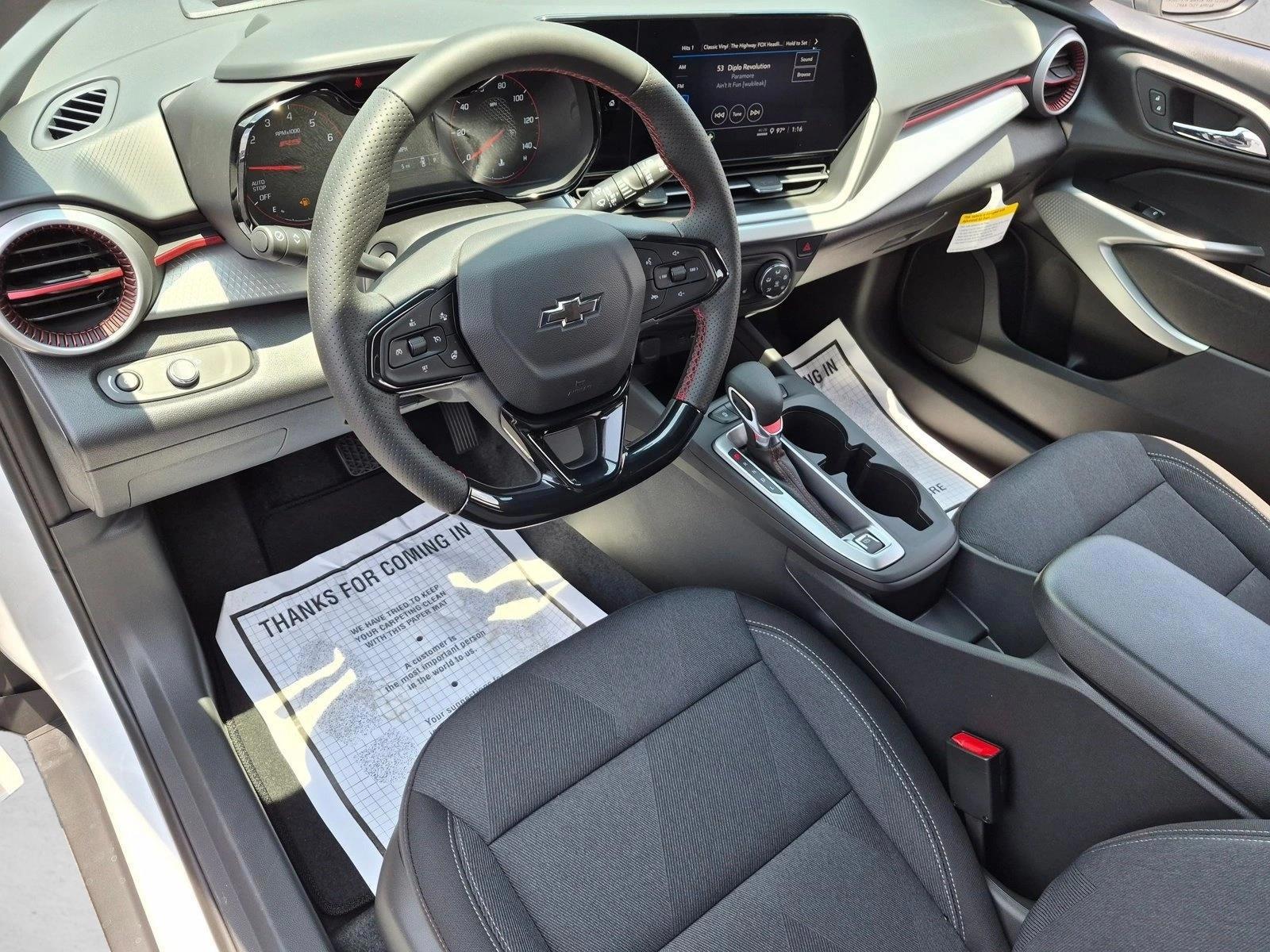 Thumbnail: 2026 Chevrolet Trax - 3