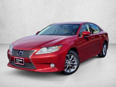 2015 Lexus ES Hybrid 300h -
                  Irvine, CA