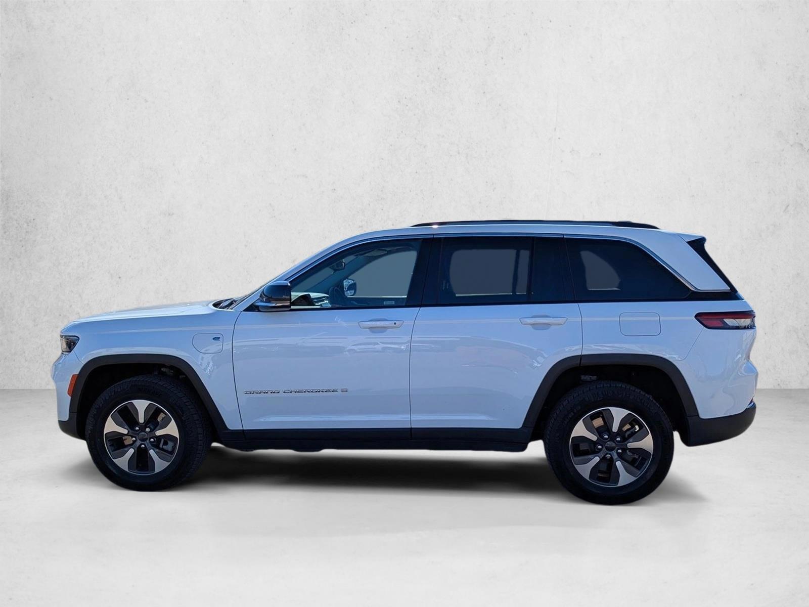 Thumbnail: 2022 Jeep Grand Cherokee - 2